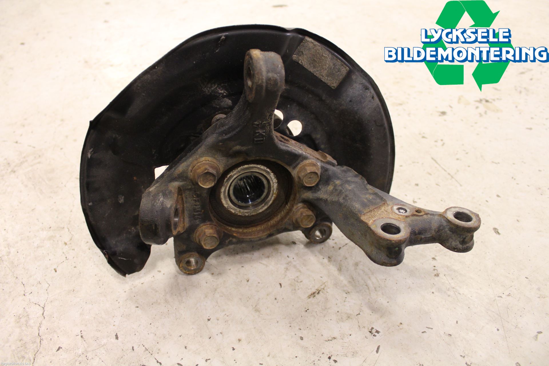 Toyota AURIS 13-19 Styrspindel Lagerhus Vä