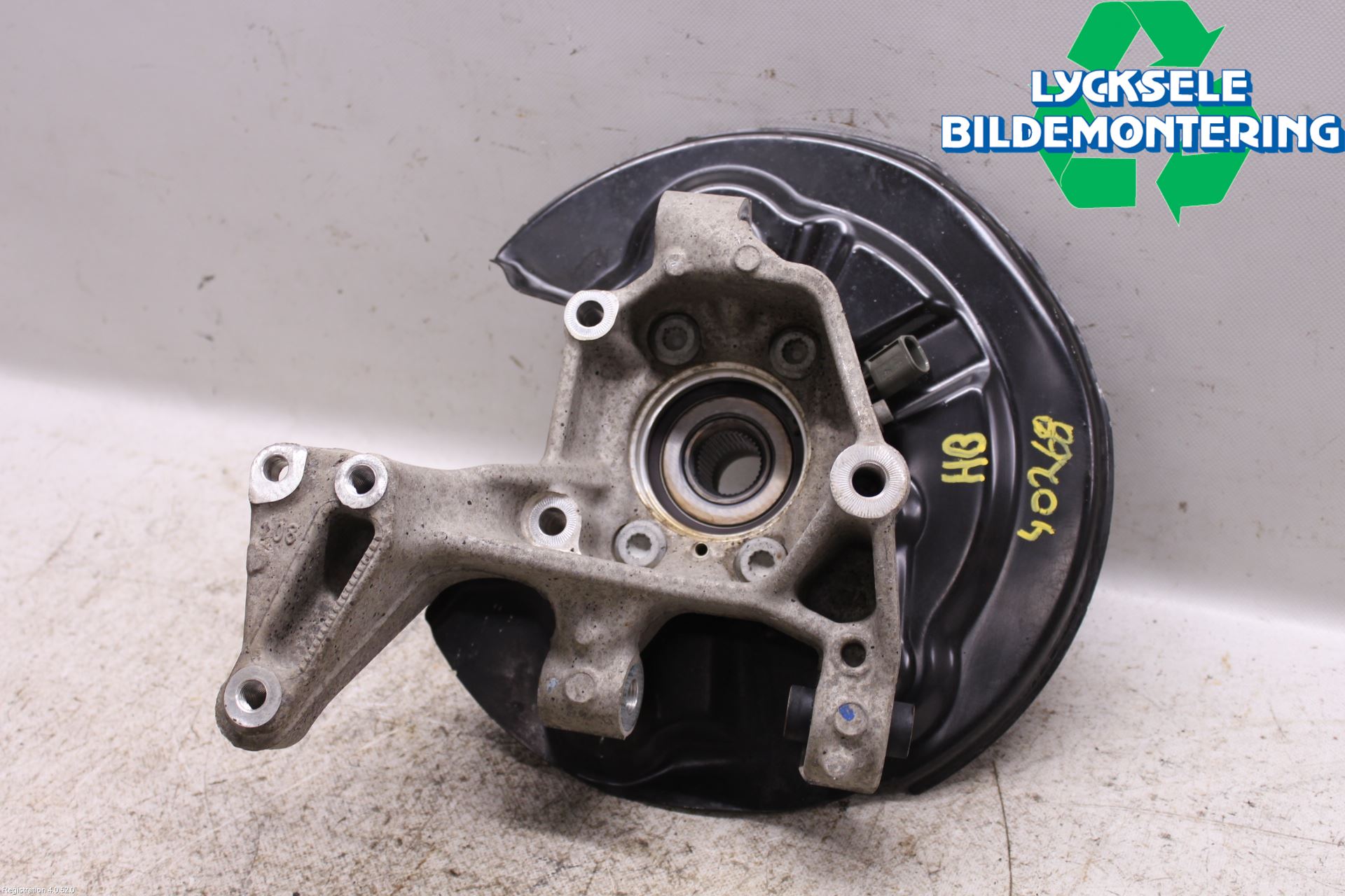 Audi Q3 8U 12-18 Hjullagerhus Bak Hö