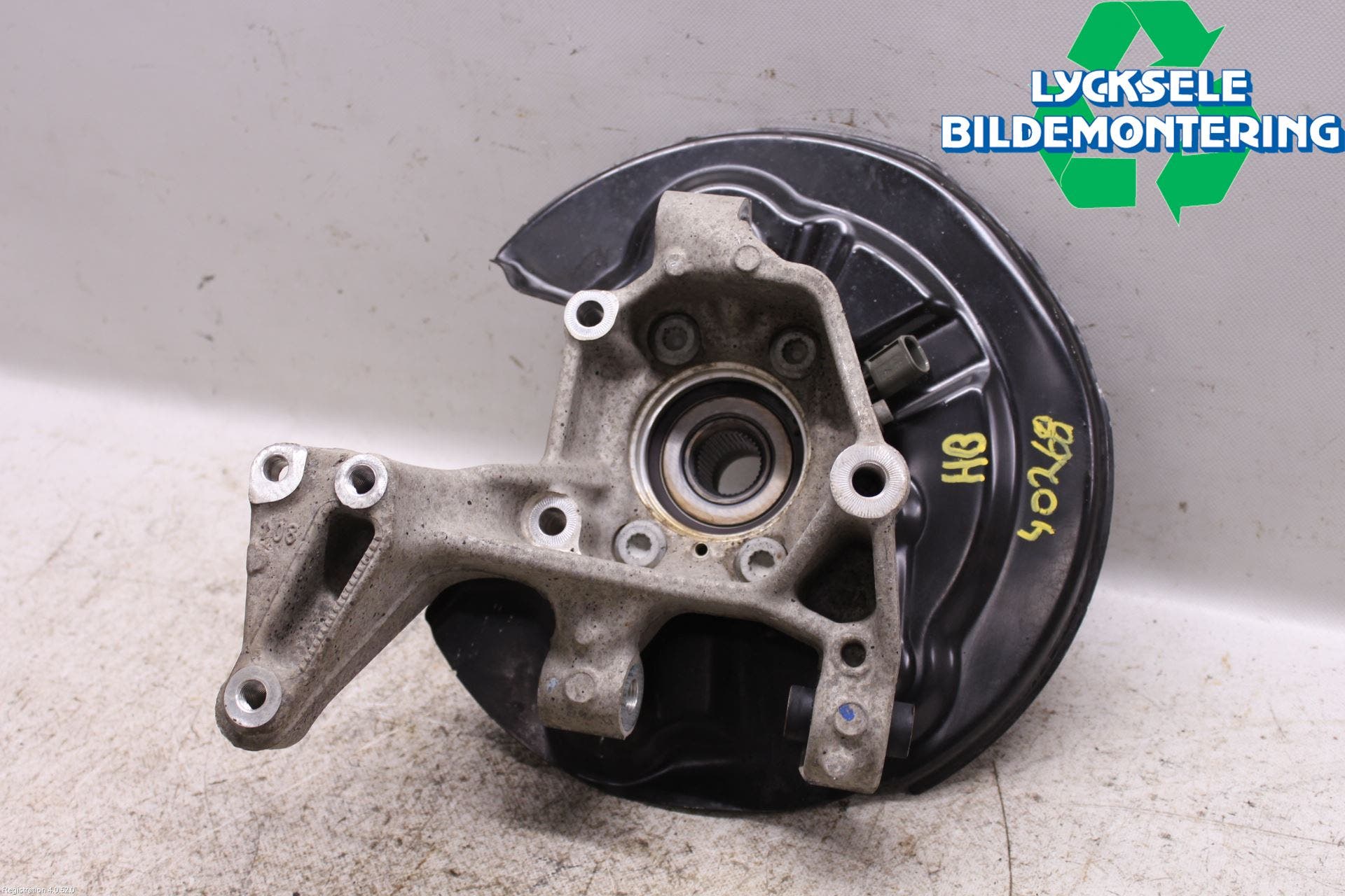 Audi Q3 8U 12-18 Hjullagerhus Bak Hö