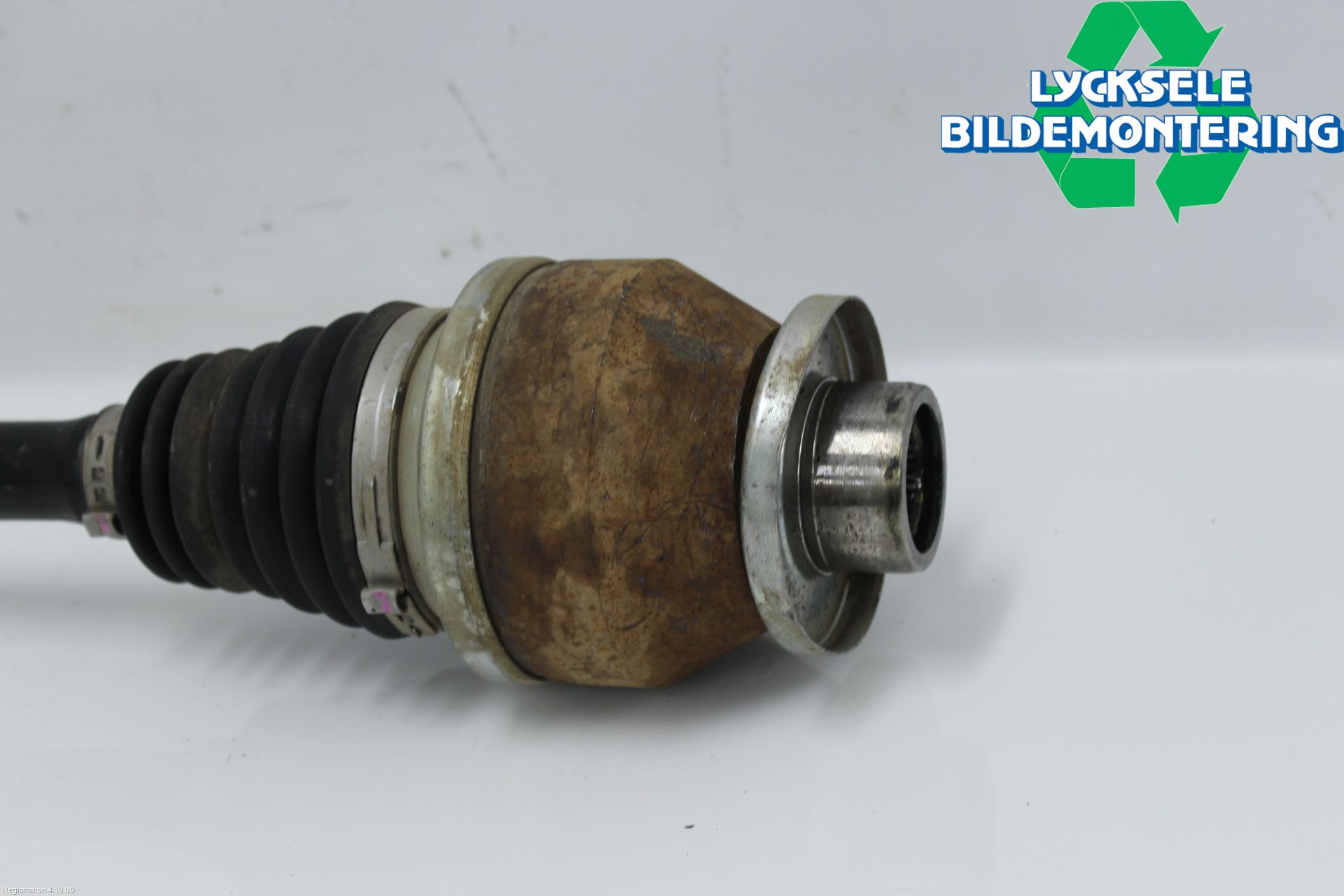 Volkswagen VW TRANSP/CARAVELLE (T6) 16-22 Drivaxel Fram Vänster