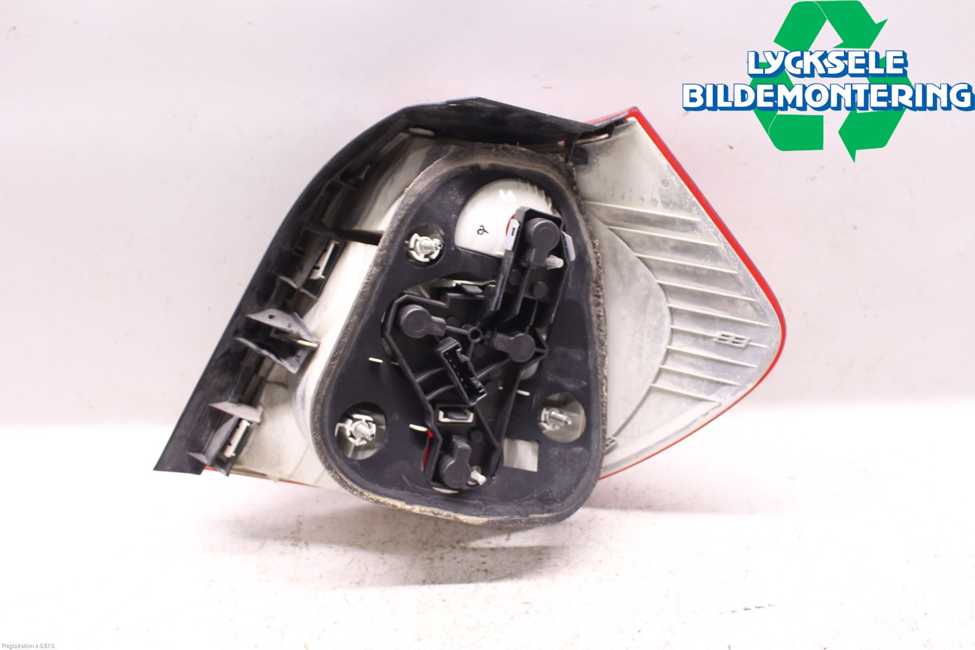 BMW 1 E87/81 5D/3D 03-11 Bakljus Vänster