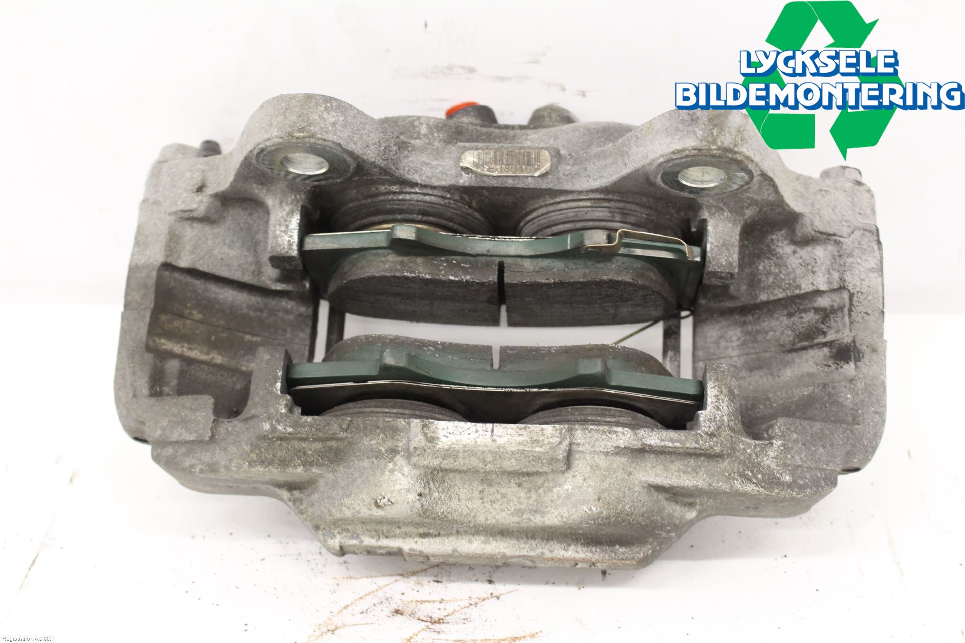 Toyota HILUX 16- Bromsok Fram Höger