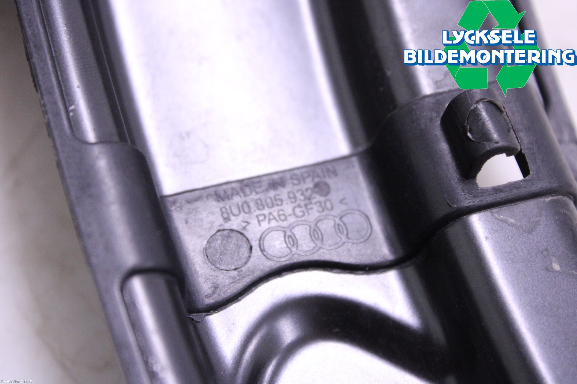 Audi Q3 8U 12-18 Frontplåt