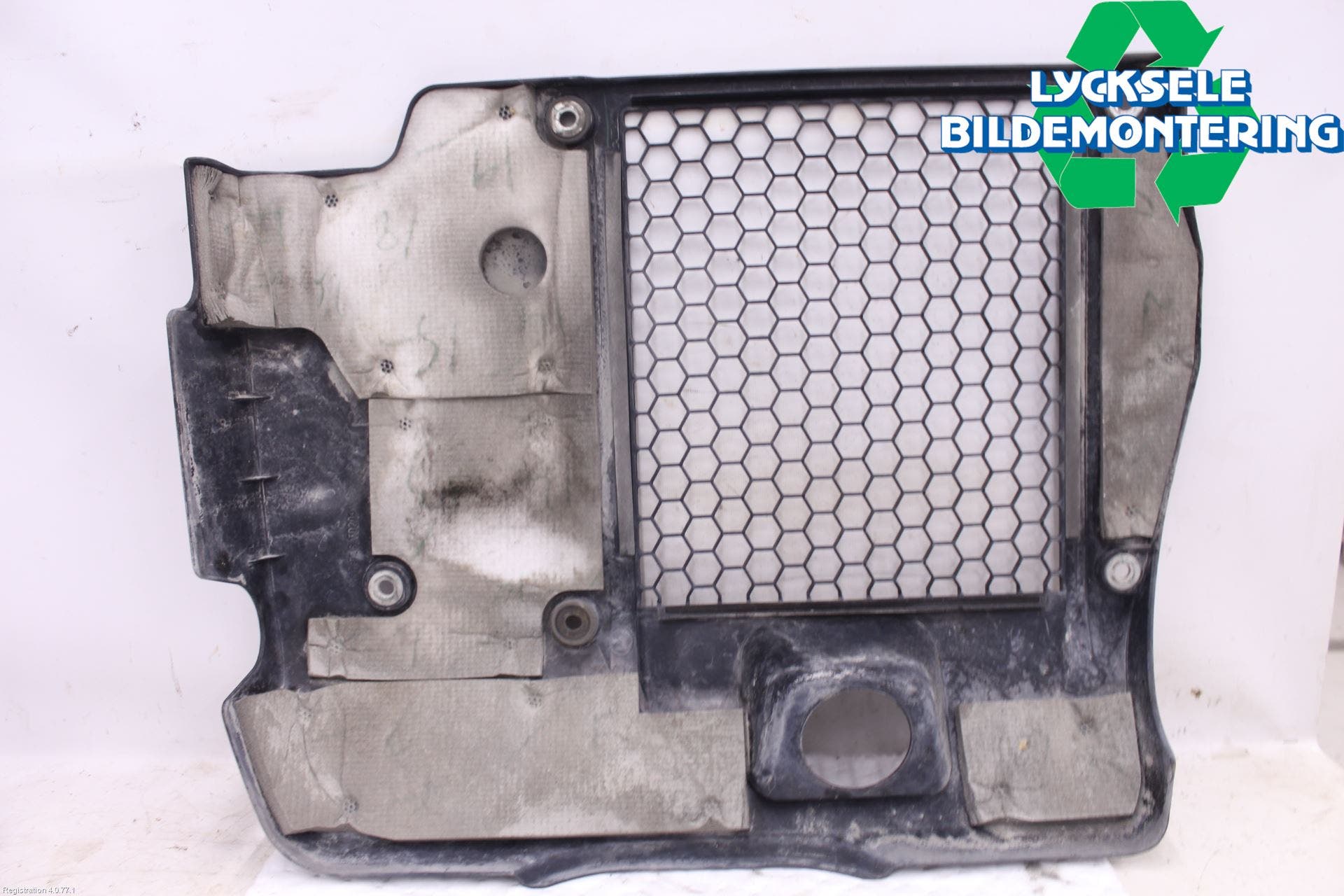 Toyota HILUX 05-16 Motorkåpa