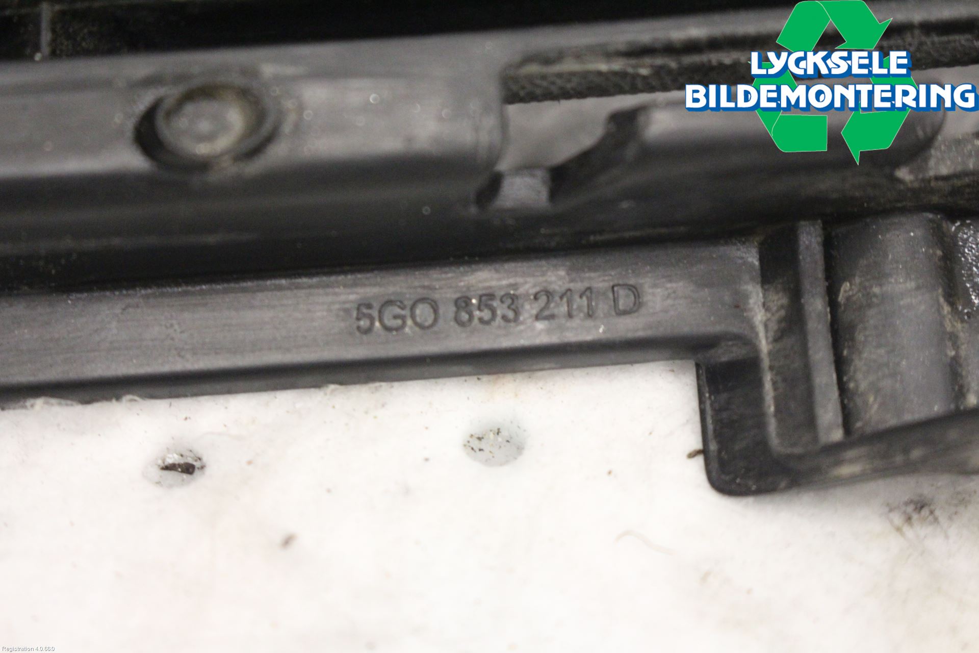 Volkswagen VW GOLF / E-GOLF VII 13-20 Dimljussarg Fram