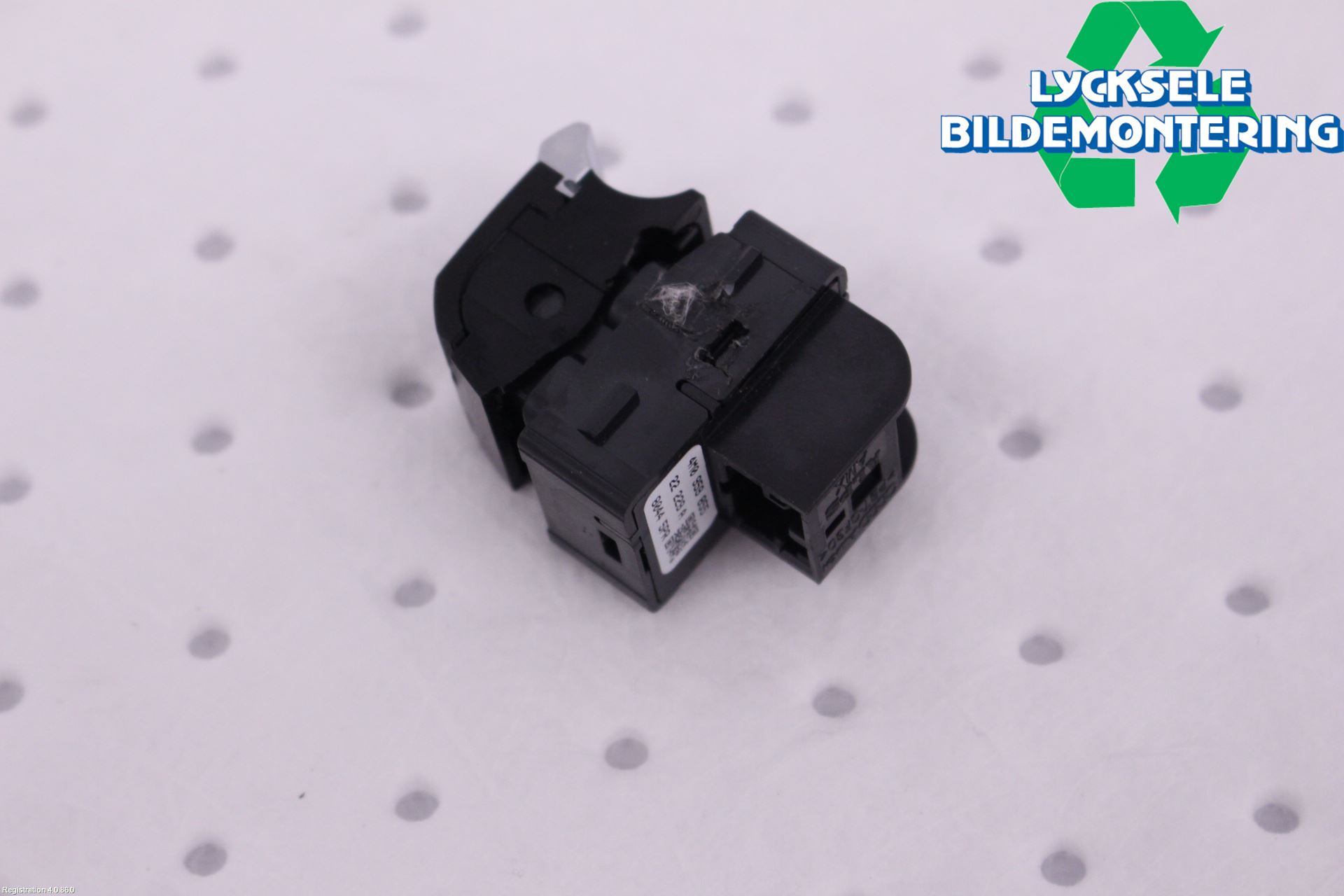 Audi A4/S4 B9 20- Strömställare Elhiss