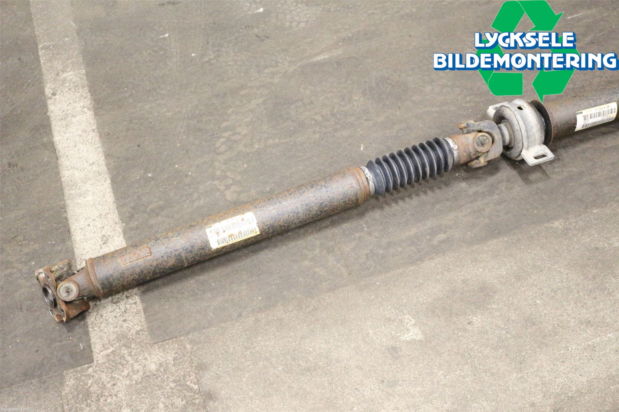 Toyota HILUX 16- Mellanaxel Komp