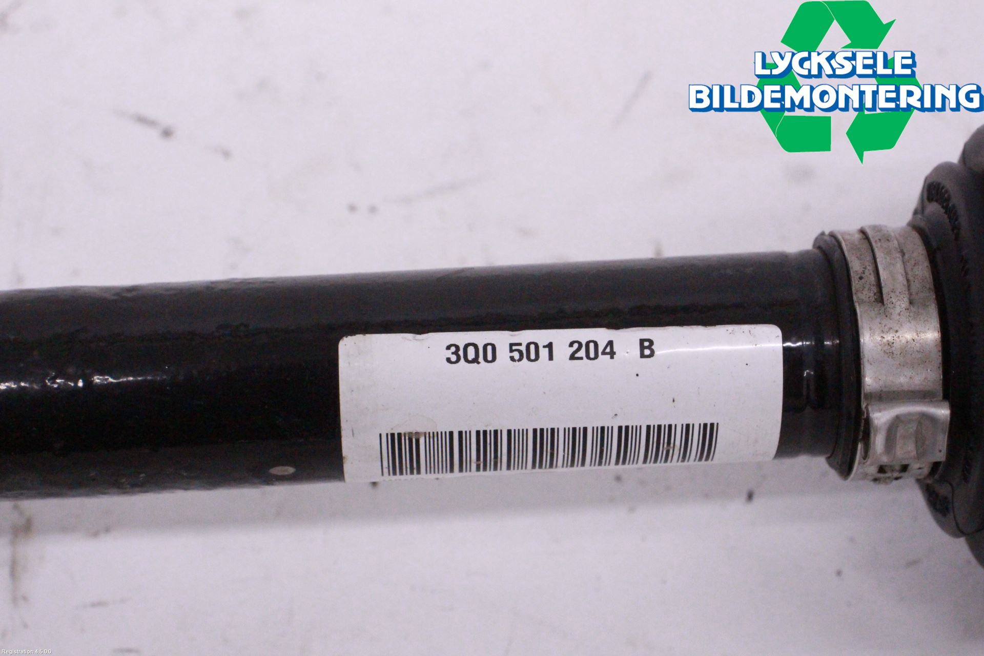 Volkswagen VW TIGUAN 16-24 Drivaxel Bak Höger
