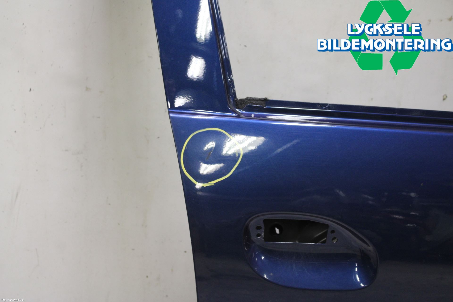 Dacia DUSTER 10-17 Dörr Fram Höger