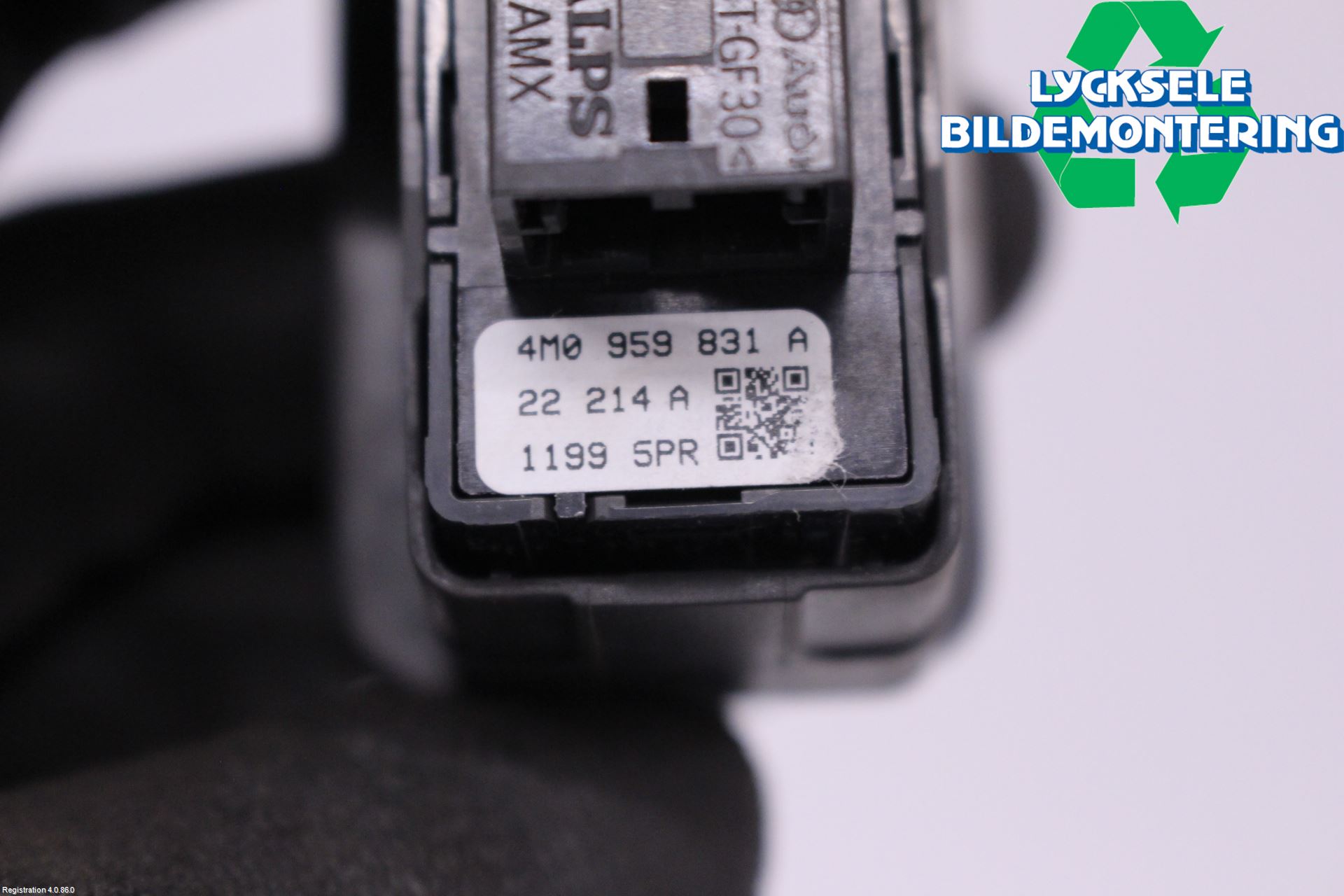 Audi A4/S4 B9 20- Strömställare Baklucka