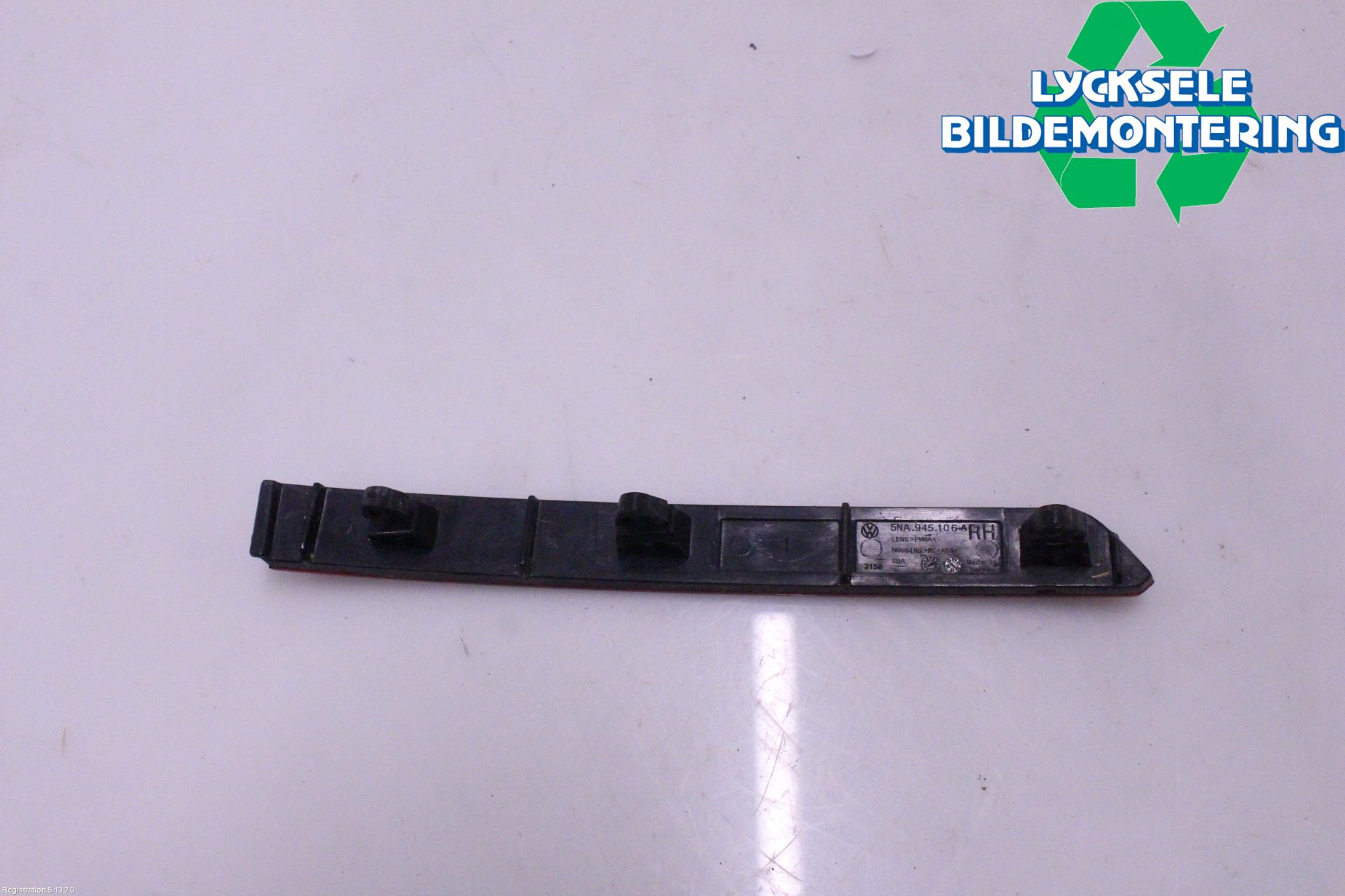 Volkswagen VW TIGUAN 16-24 Dimljus/Reflex Bak