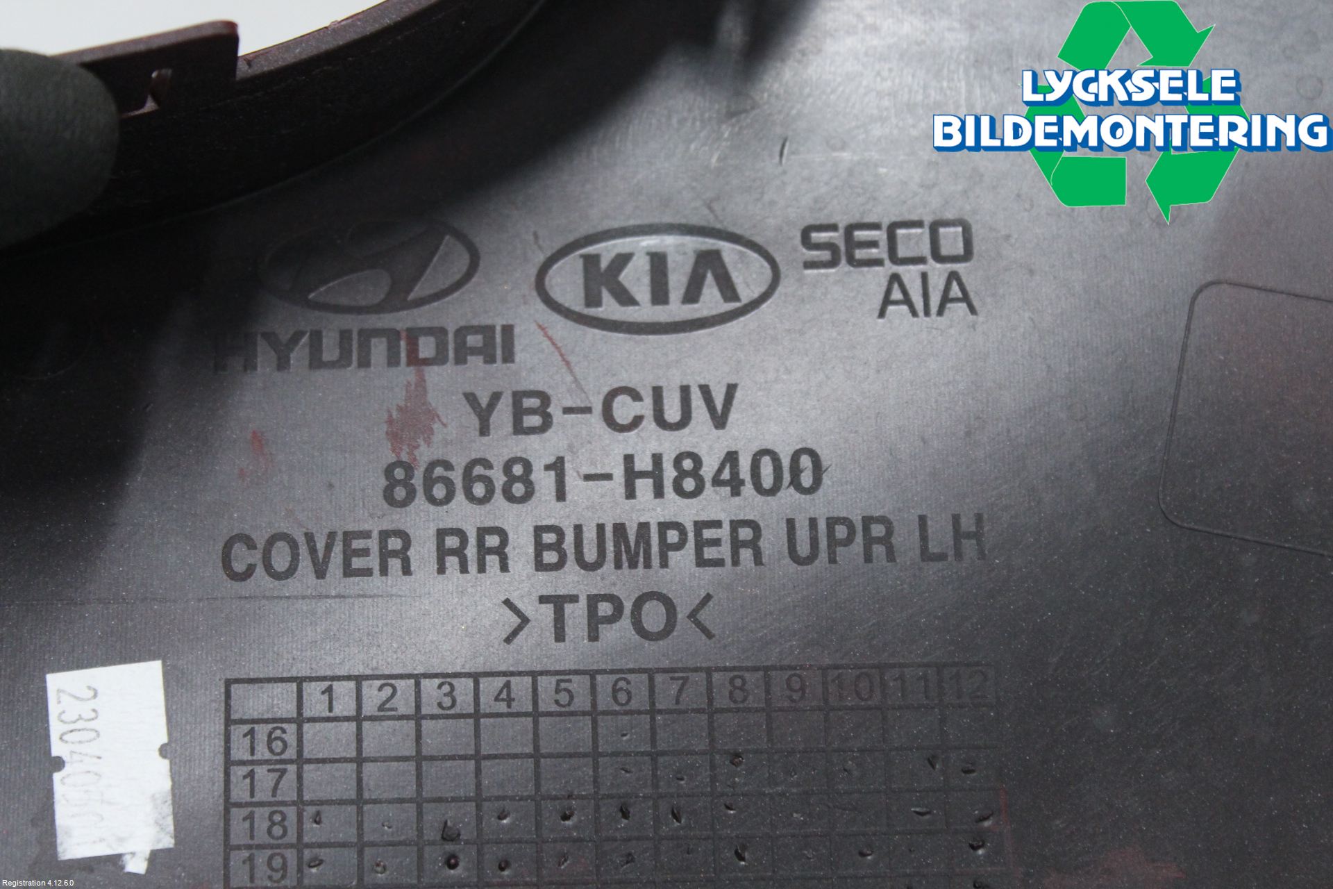 Kia STONIC 18->> Stötfångardel Bak Vä