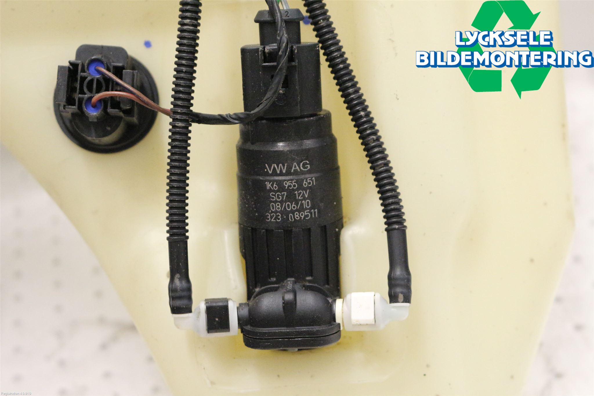 Audi Q7/SQ7 Spolartank Vindruta-Strål