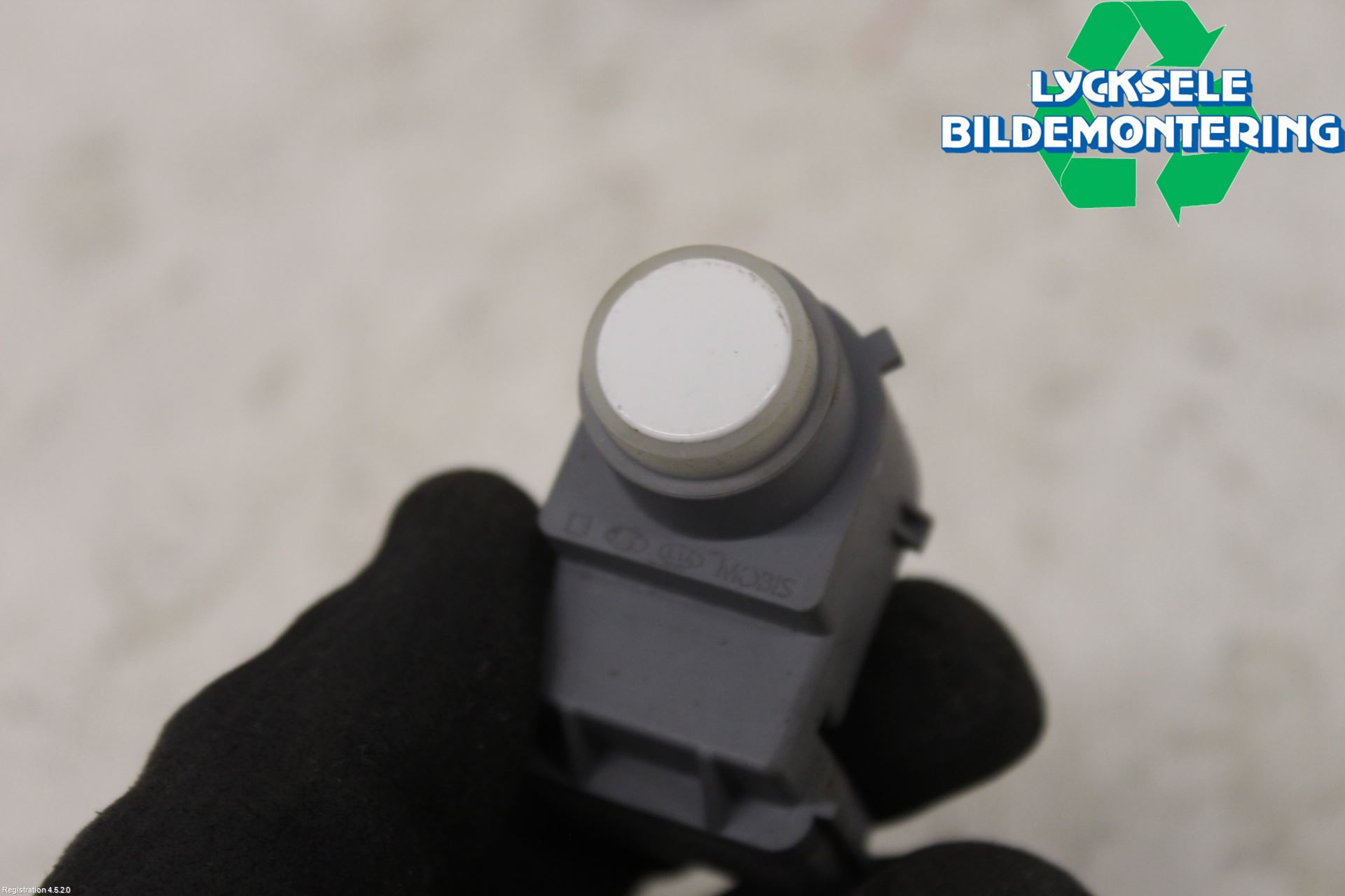 Kia OPTIMA 16-20 Parkeringshjälp Frontsensor