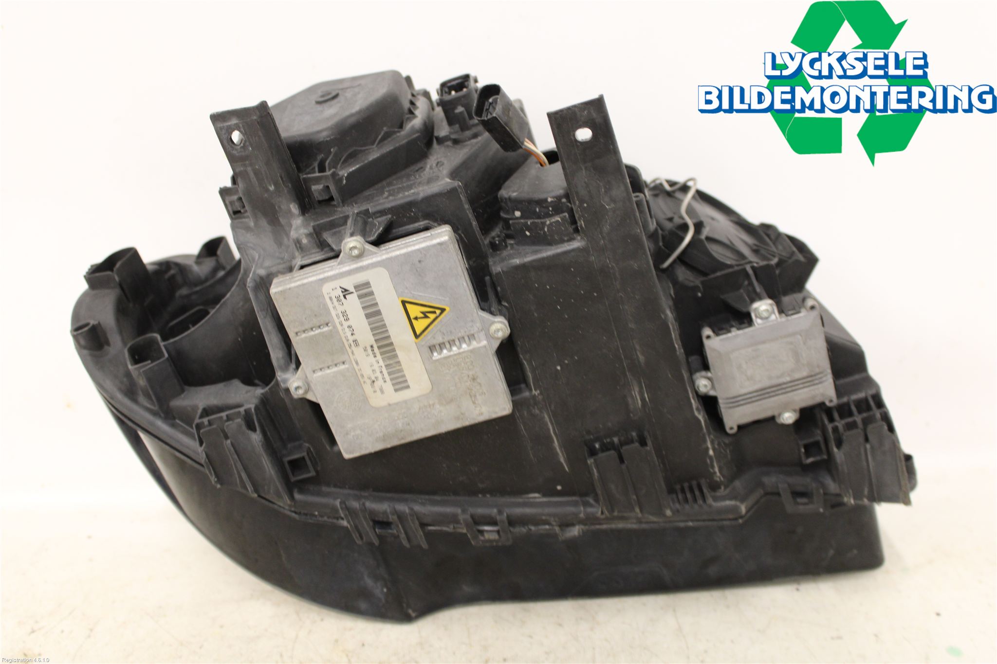 BMW X3 E83     03-10 Strålkastare Vänster