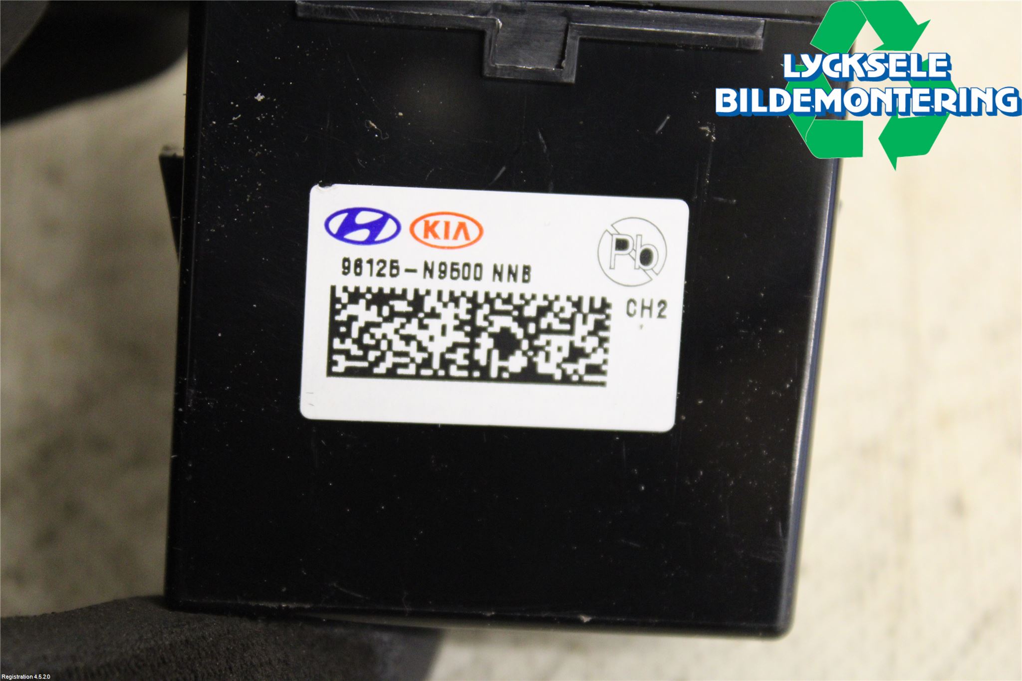 Hyundai TUCSON 05- Usb Connection