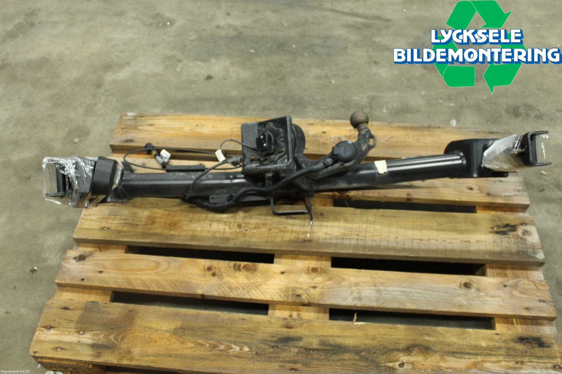 Audi Q5 09-16 Dragkrok