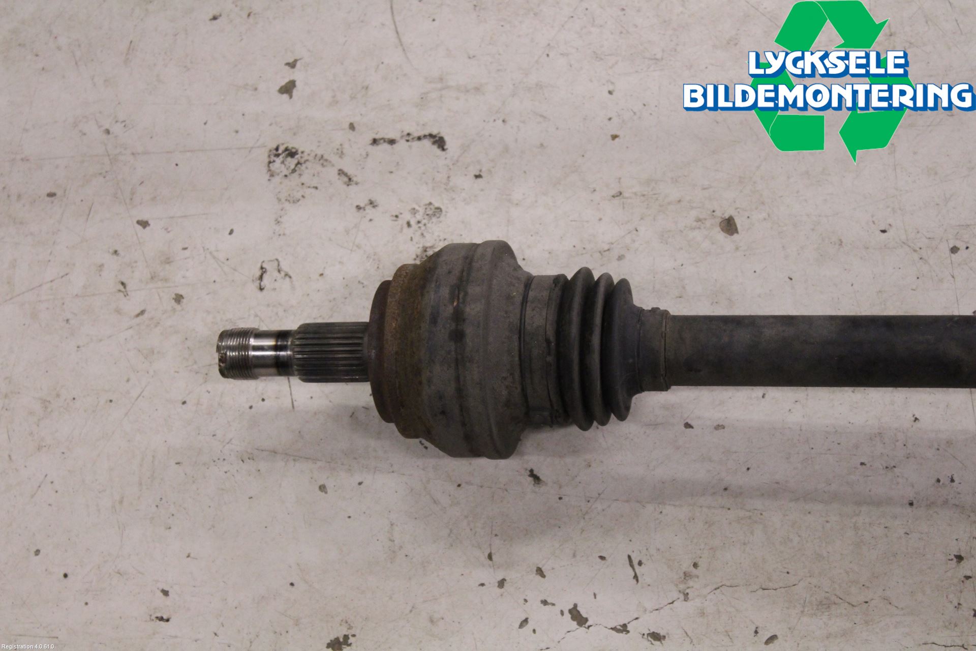 Mercedes-Benz MB E-KLASS (W213) 16-23 Drivaxel Bak Vänster