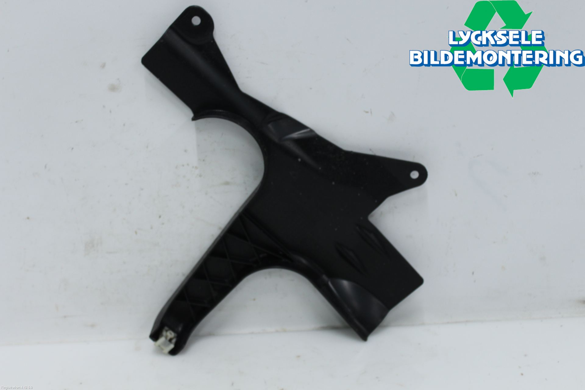 BMW 3 G20/G21/G80/G81 19- Deflektor Plåt-Plast Kylning