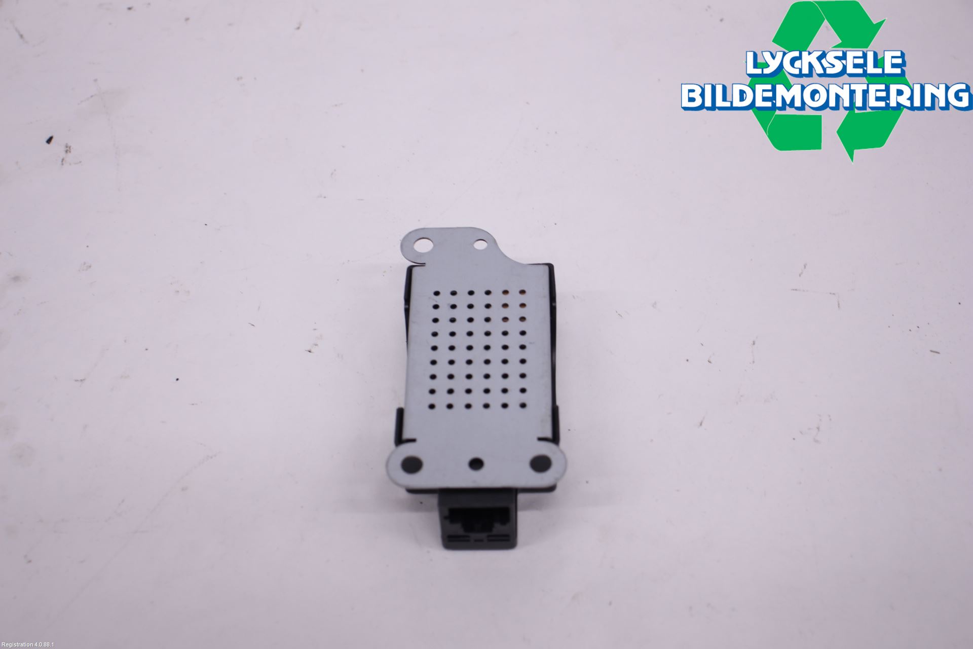 Volkswagen VW GOLF VI 09-13 Antennförstärkare