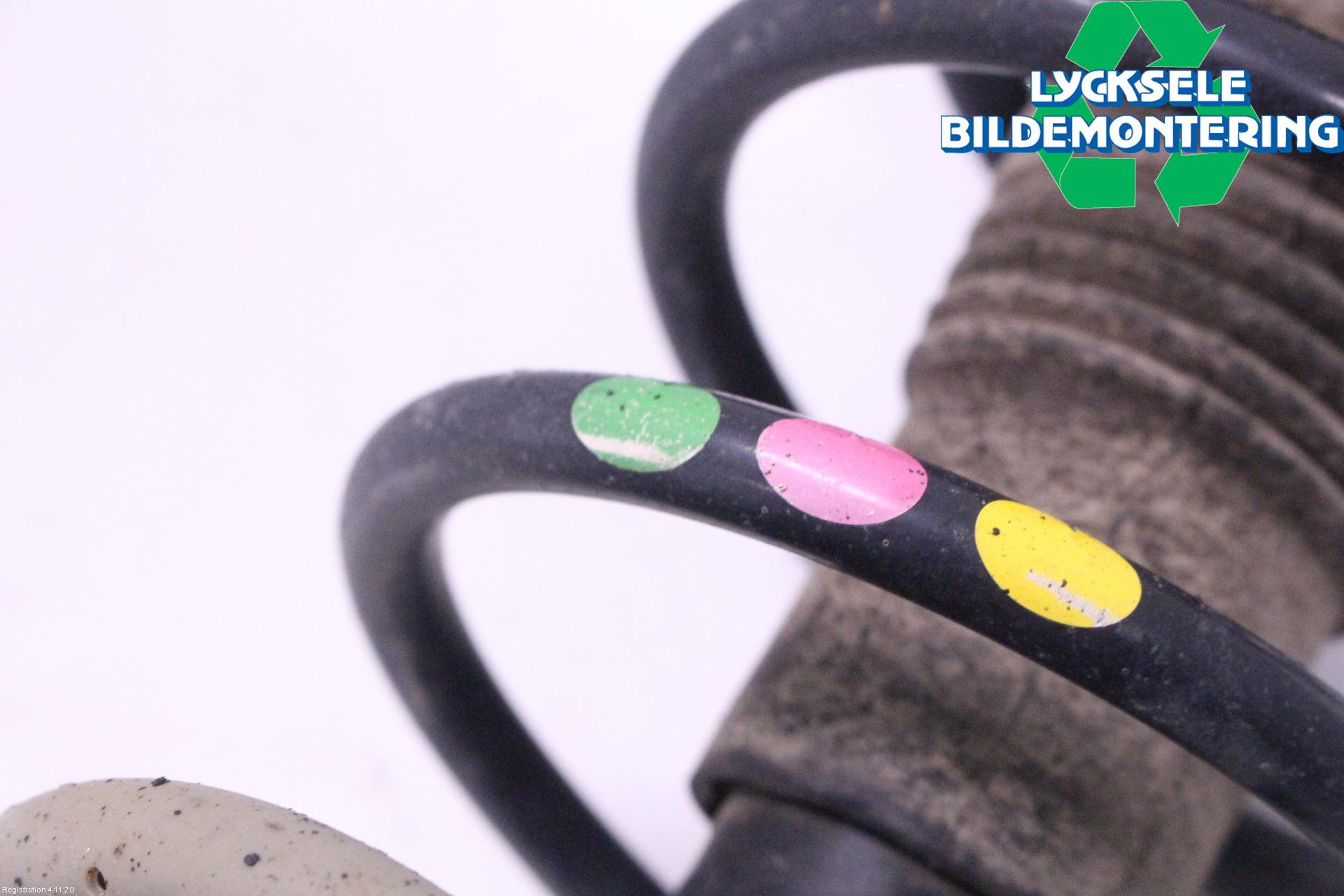 Dacia DUSTER 18-24 Fjäderben Fram Vänster