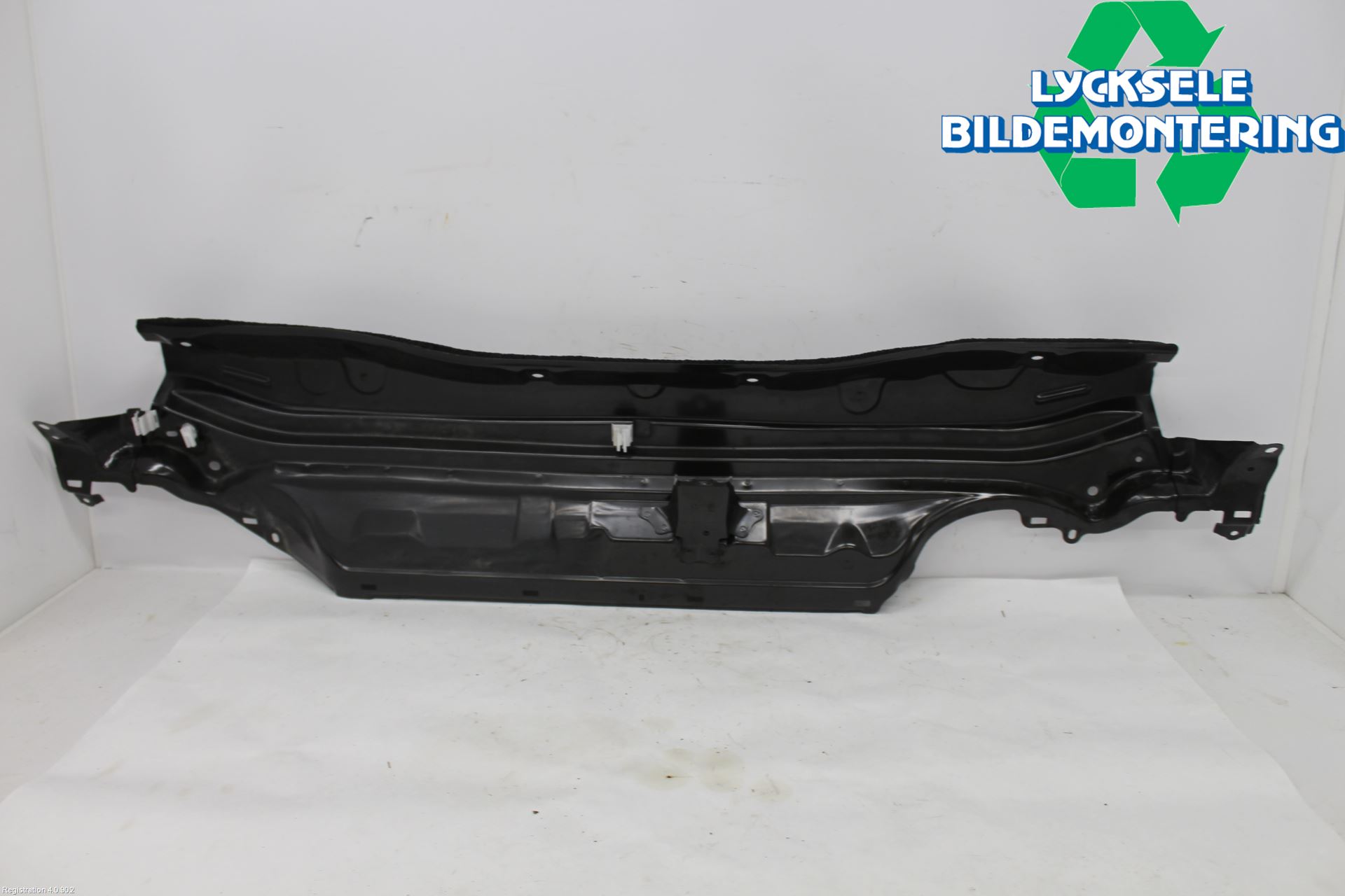Toyota YARIS CROSS XP21 21- Torpedplåt-Torpedplast