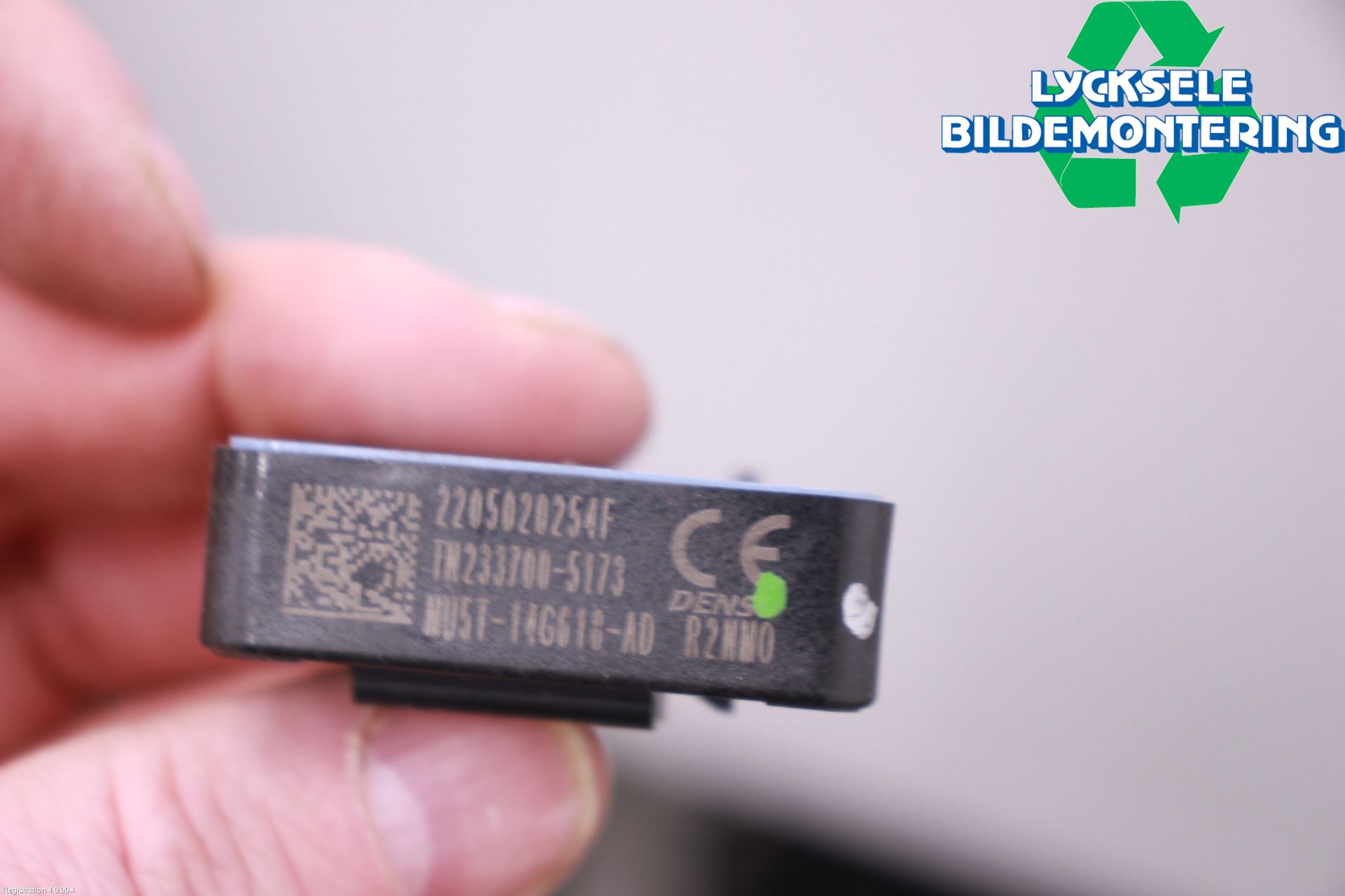 Ford MUSTANG Mach-E 21- Antenn El