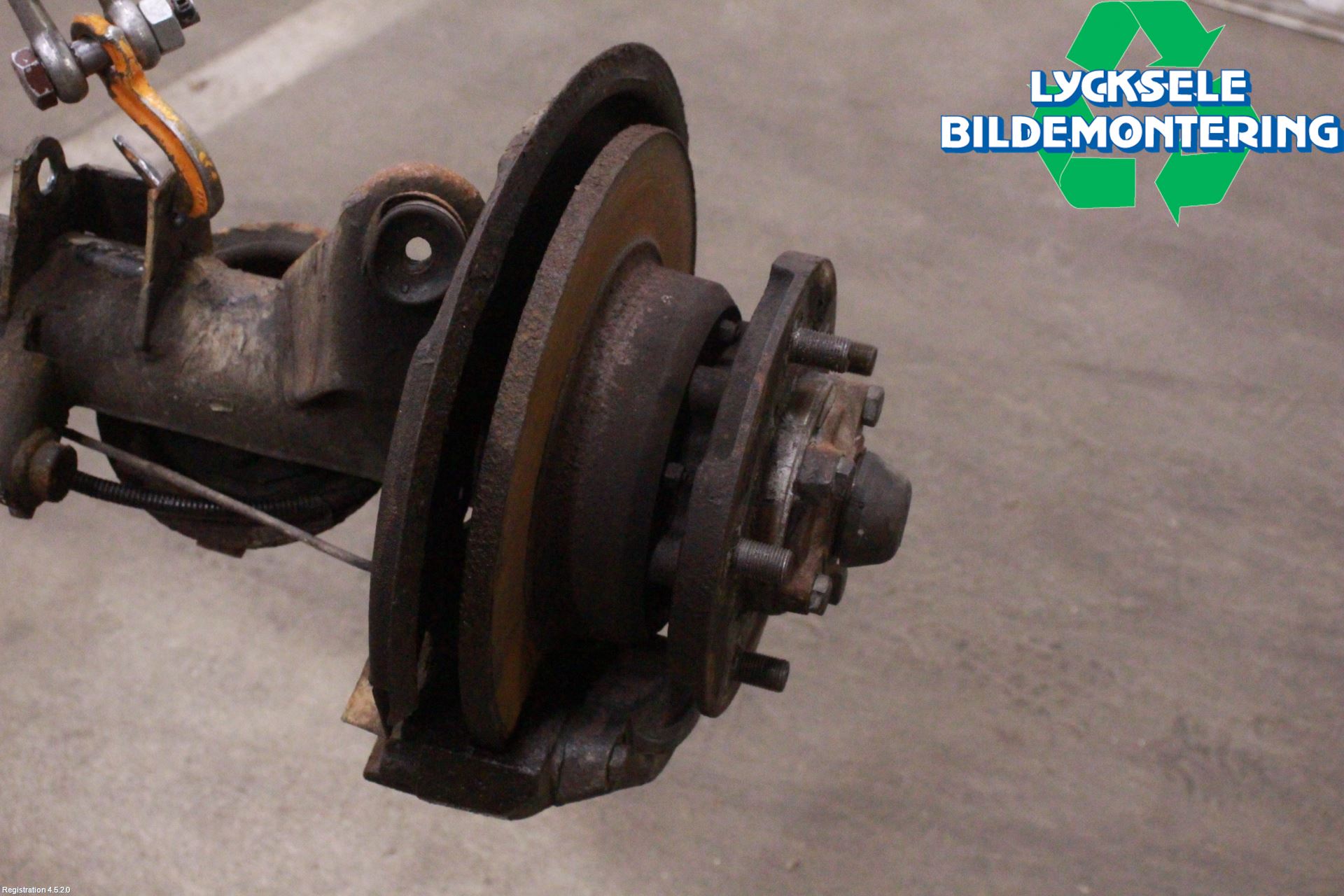 Landrover DEFENDER (L316) 87-06 Bakaxel