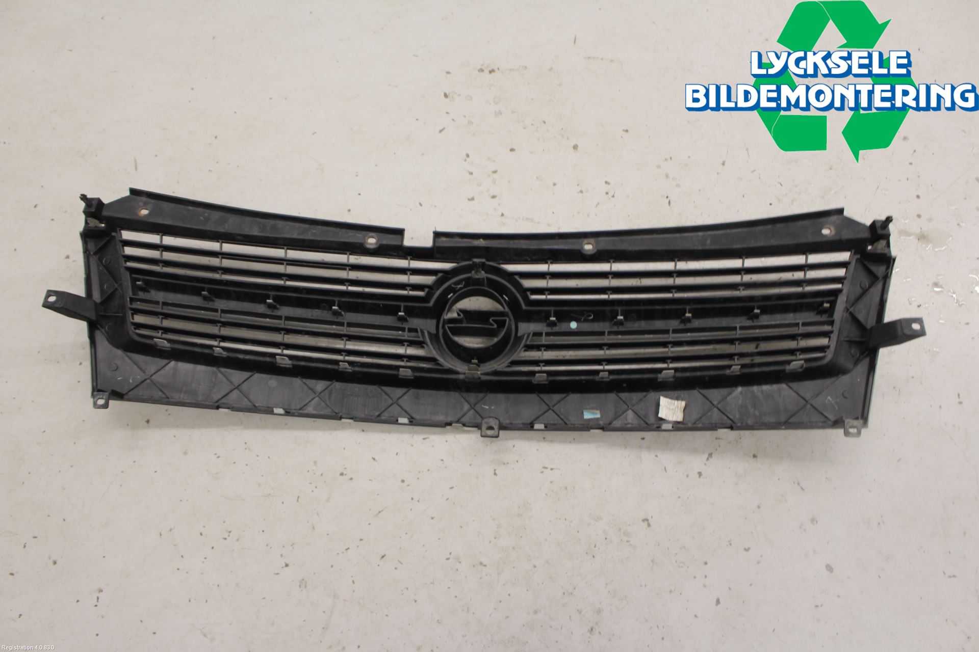 Opel MOVANO A 99-10 Grill Komp