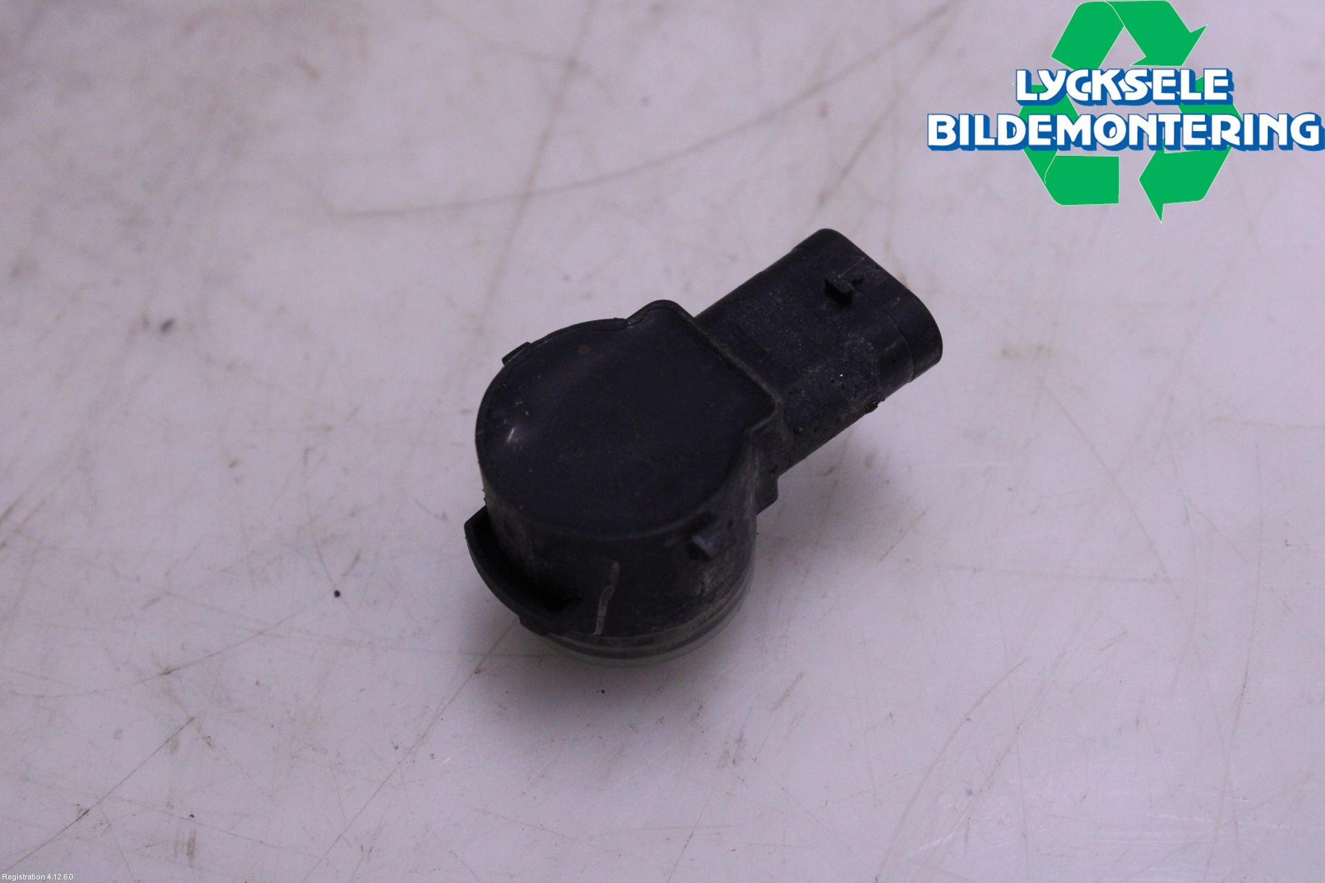 Audi A4/S4 B9 20- Parkeringshjälp Backsensor