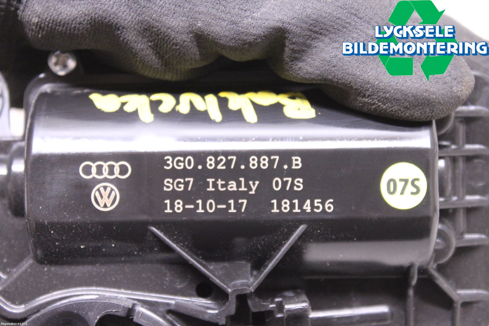 Volkswagen VW PASSAT 15-19 Bakluckeöppnare Automatisk