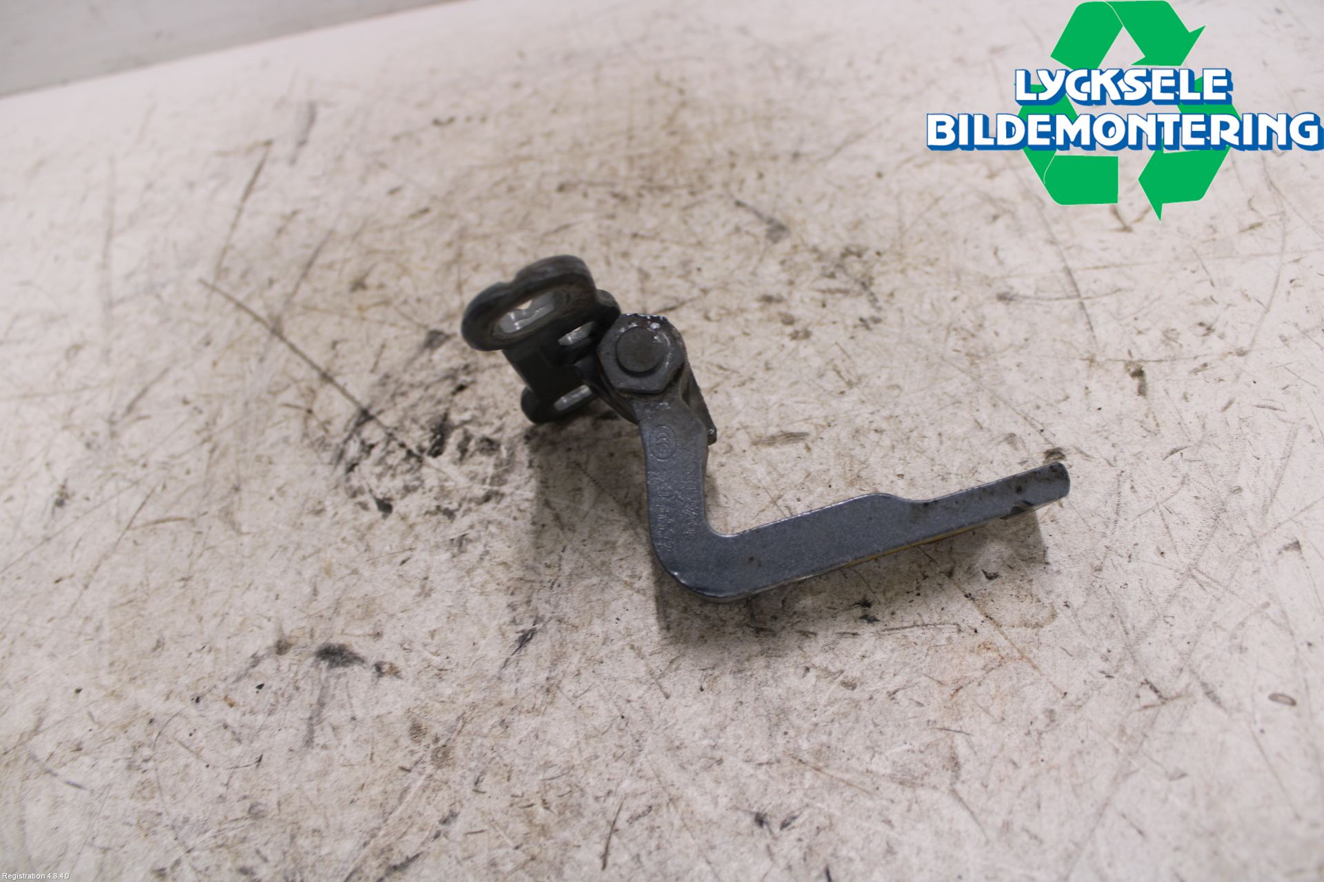 Volvo V90 17->> Dörrgångjärn