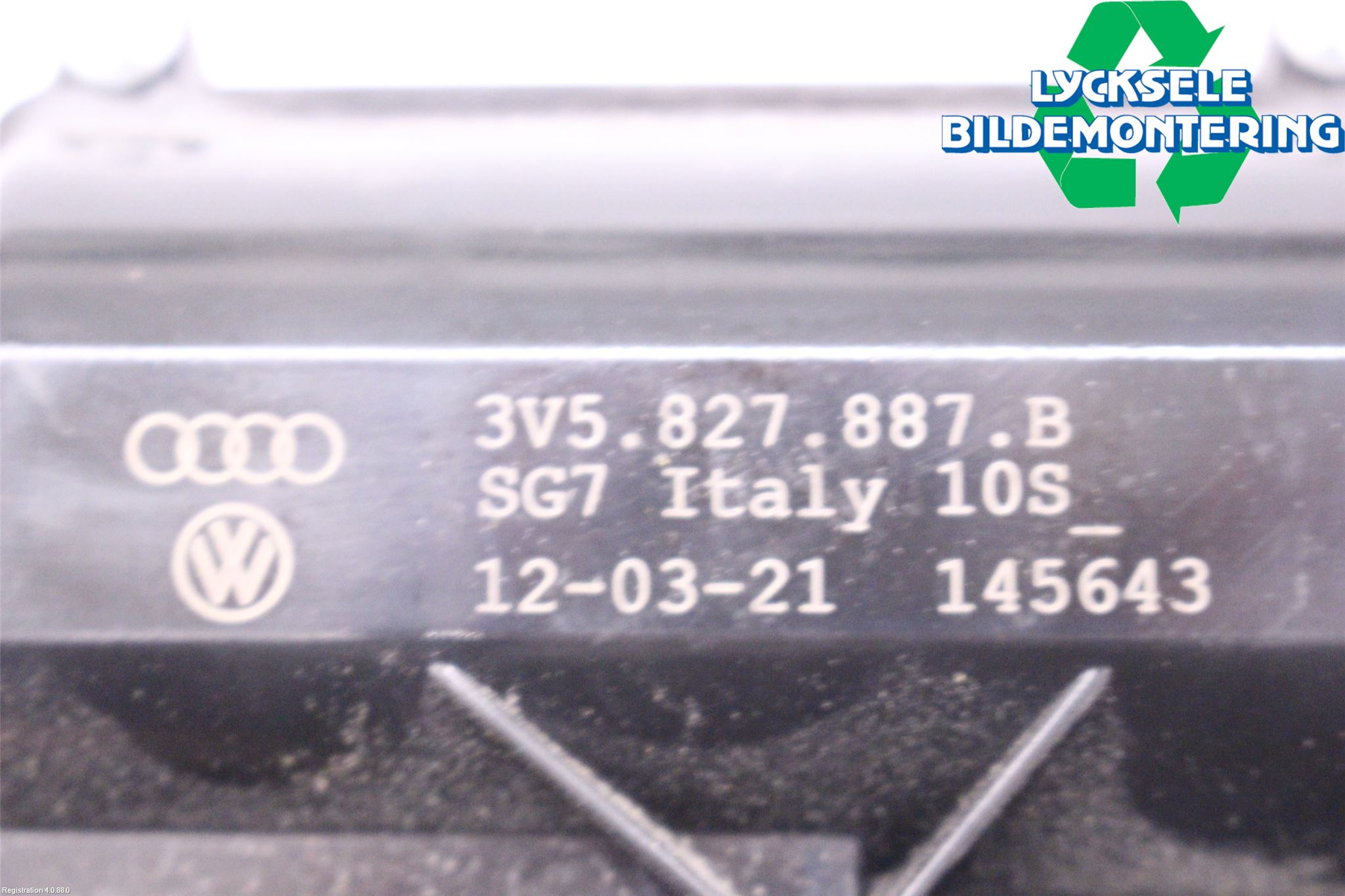 Audi Q5/SQ5 17- Bakluckeöppnare Automatisk