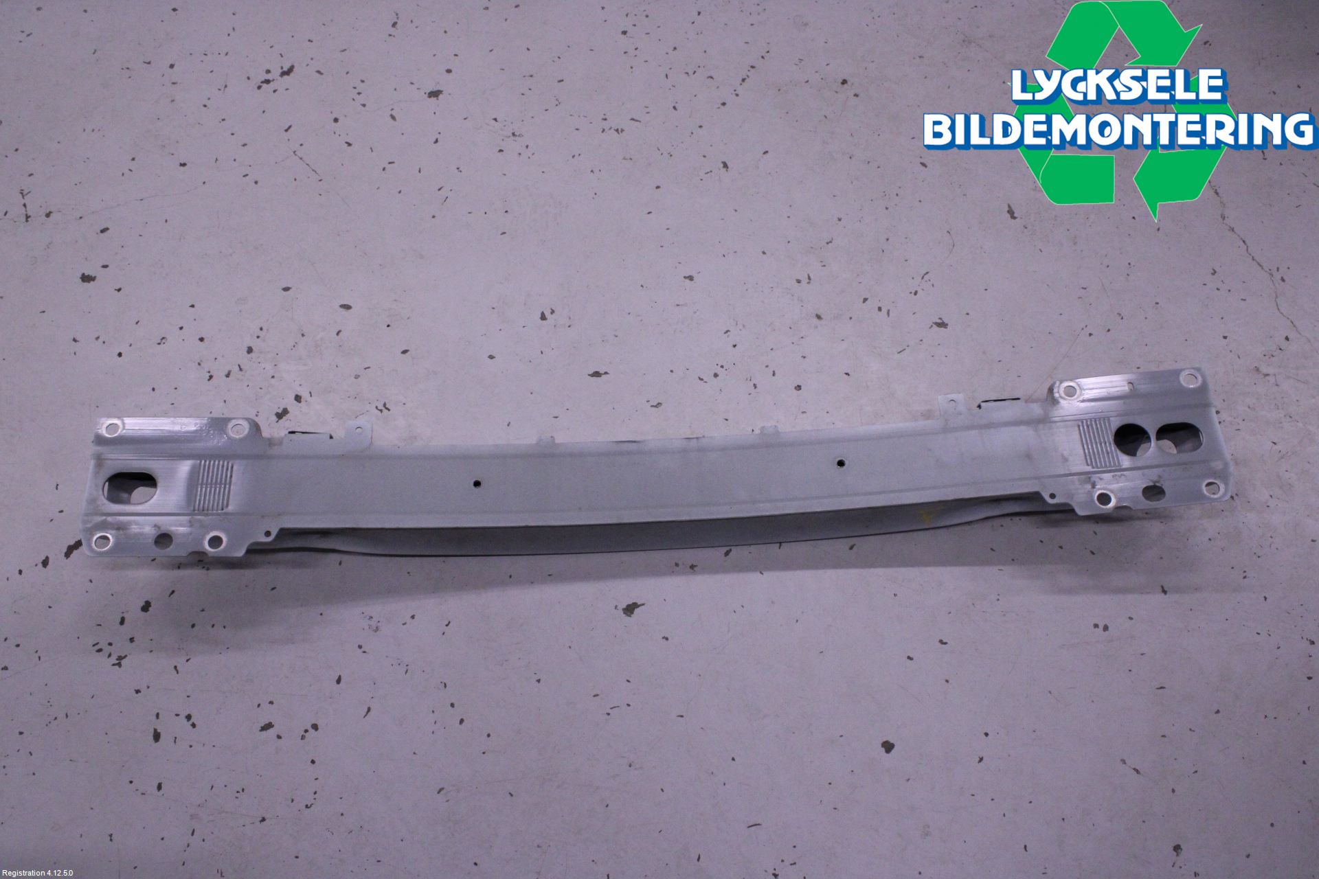 Volvo XC70 08-13 Stötfångarbalk Fram