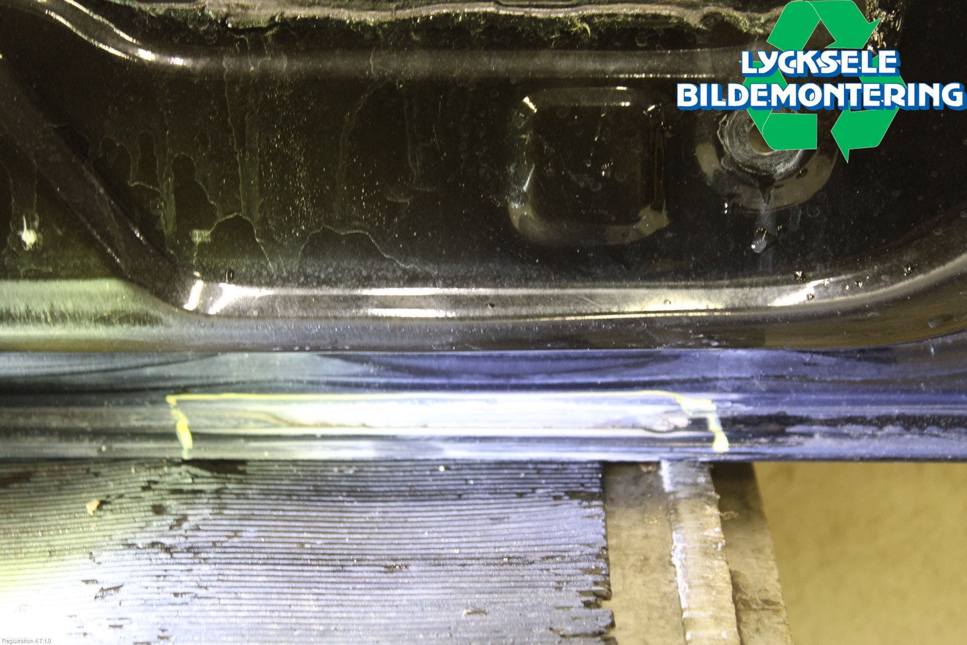 Nissan NAVARA 05-16 Dörr Fram Höger