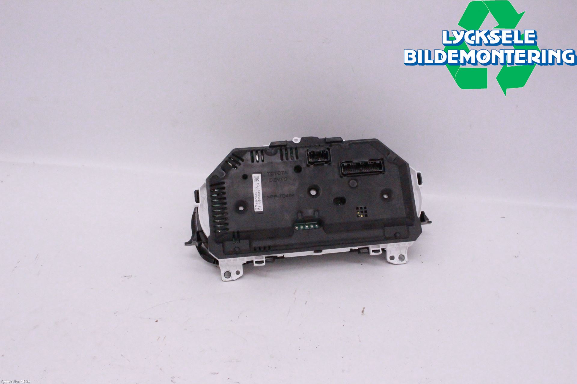 Toyota YARIS XP130 12-14 Instrument Komb