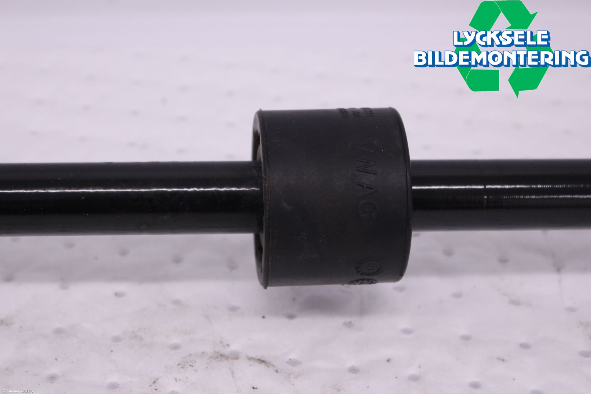 Volkswagen VW T-ROC 18- Drivaxel Fram Höger