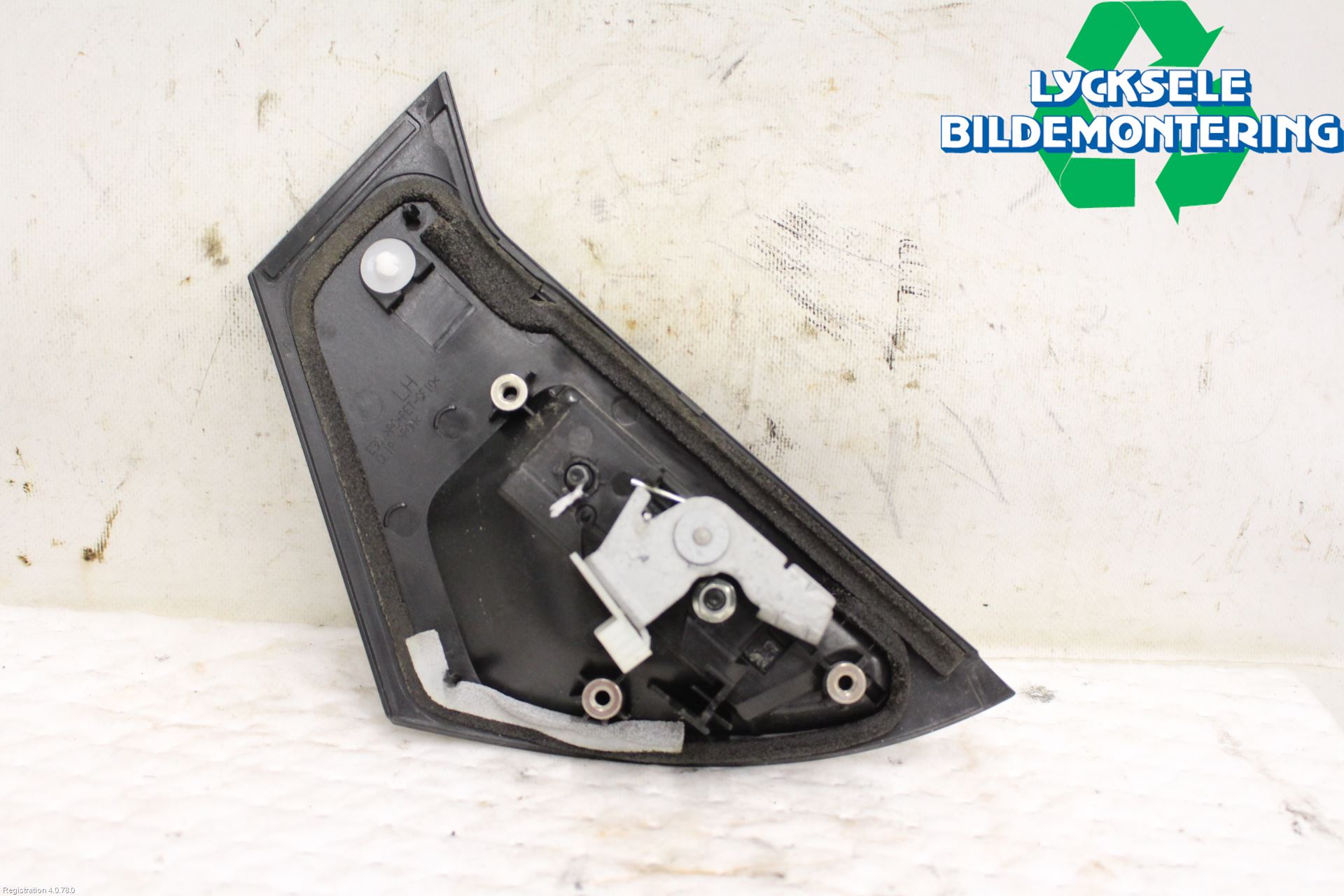 Nissan JUKE 10-14 Dörrhandtag Yttre Vä