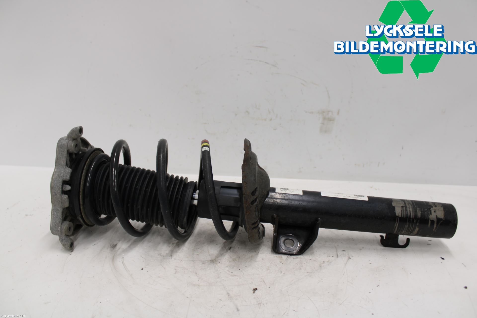 Volkswagen VW ID.3 21- Fjäderben Fram Höger