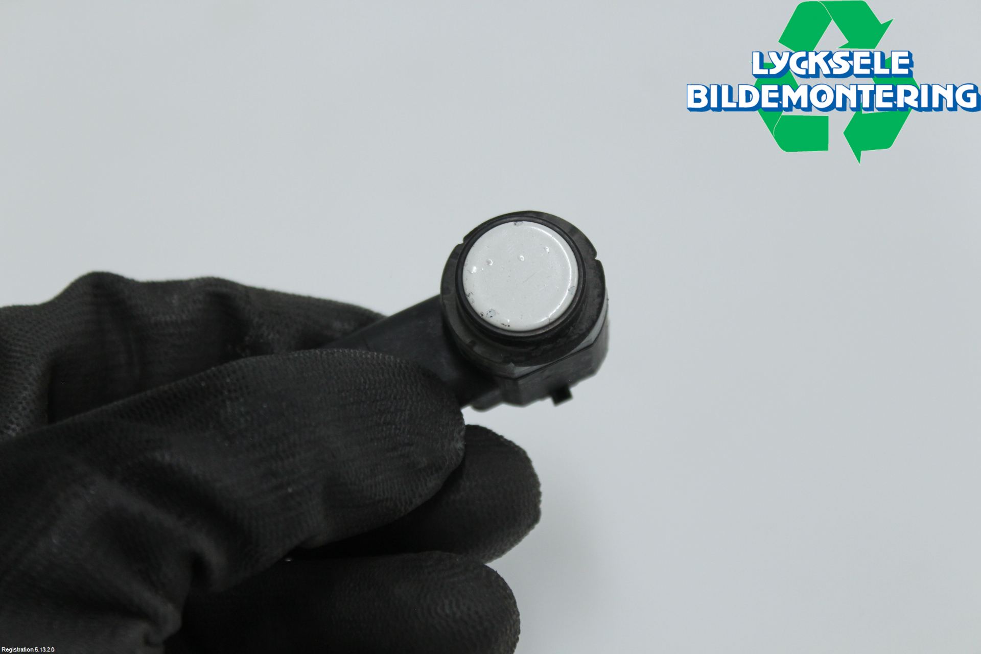 Volkswagen VW PASSAT 11-14 Parkeringshjälp Frontsensor
