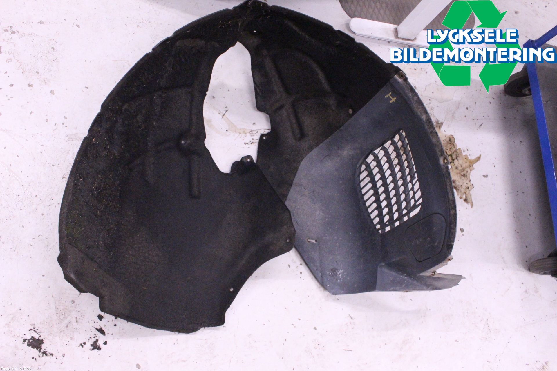 Volkswagen VW TOUAREG 7P 11-18 Skärm Inner
