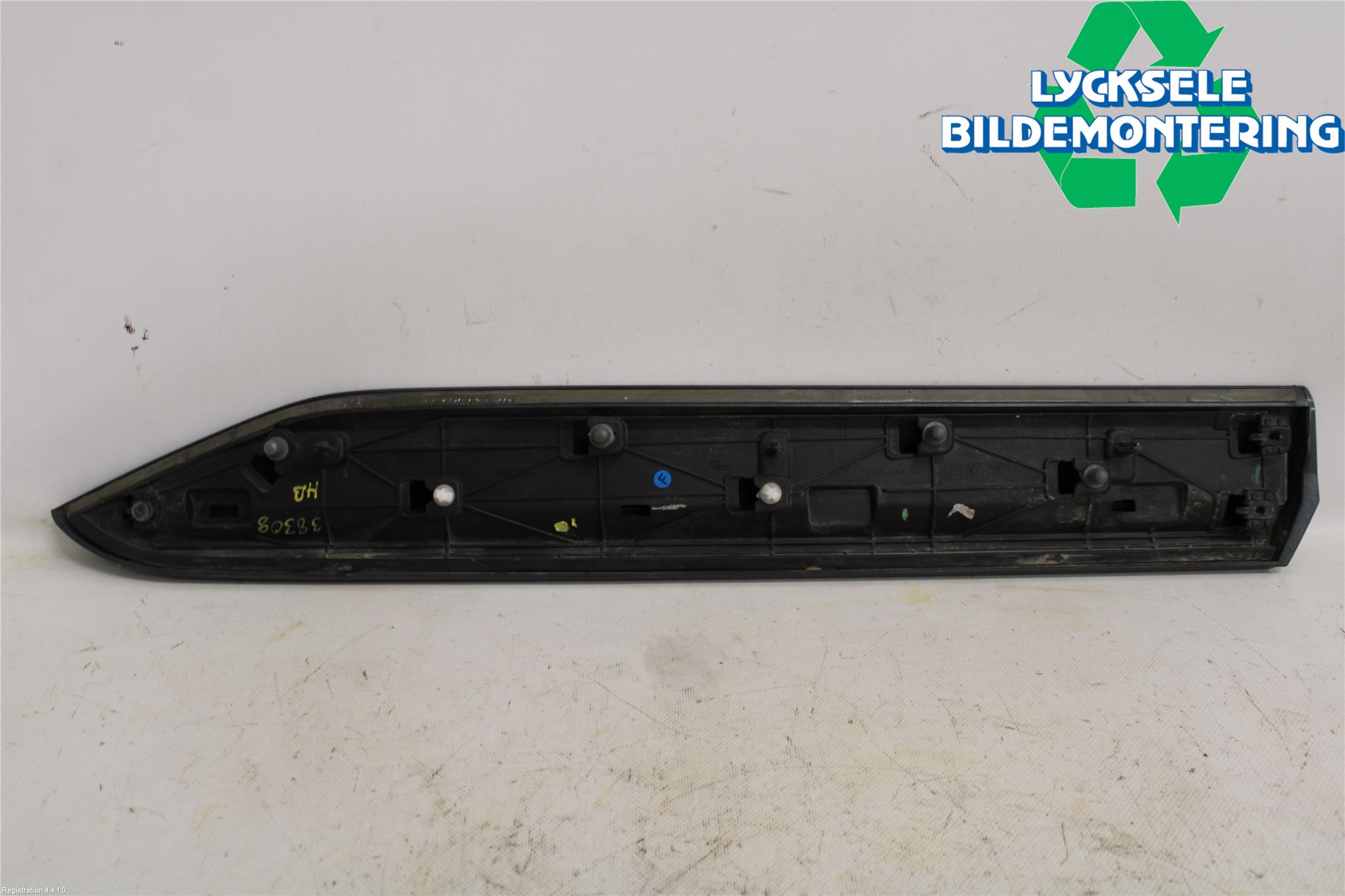 Skoda SUPERB 16-24 Dörr Dekorlist Bak Vä