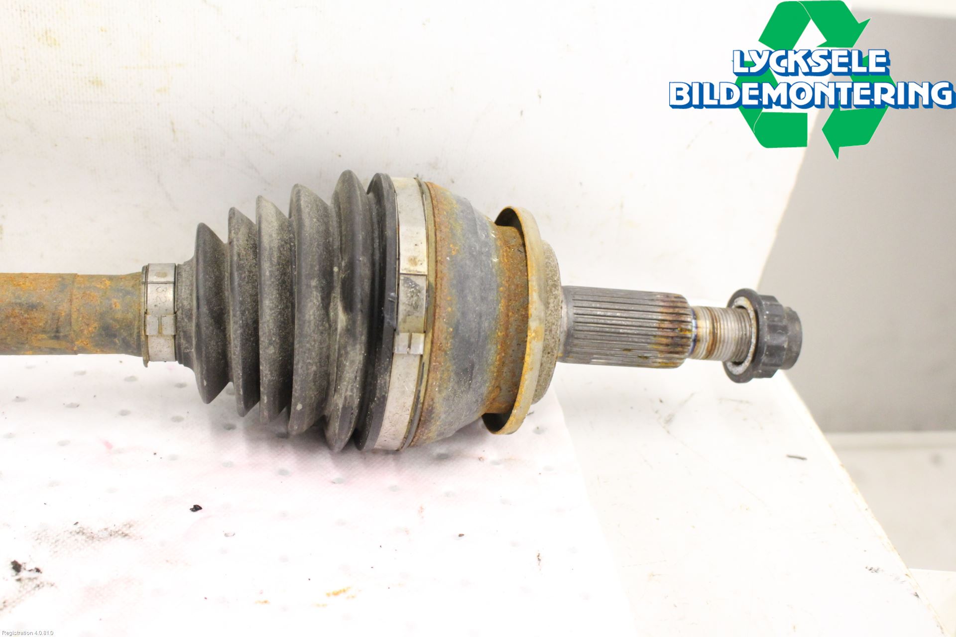 Toyota RAV4 19- Drivaxel Fram Vänster