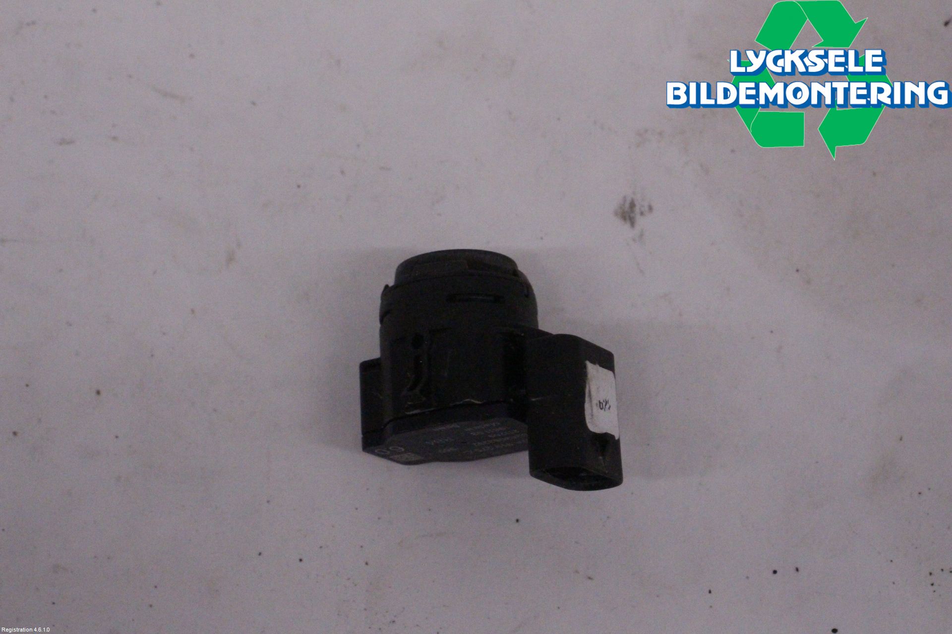 Cupra BORN 22- Parkeringshjälp Frontsensor