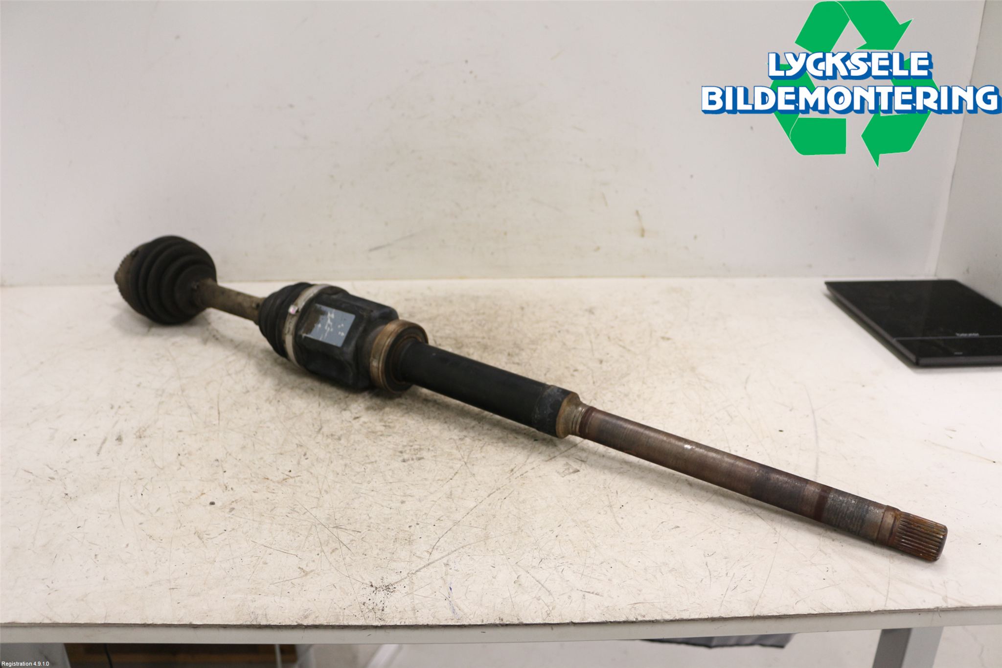 Volvo V70 05-08 Drivaxel Fram Höger