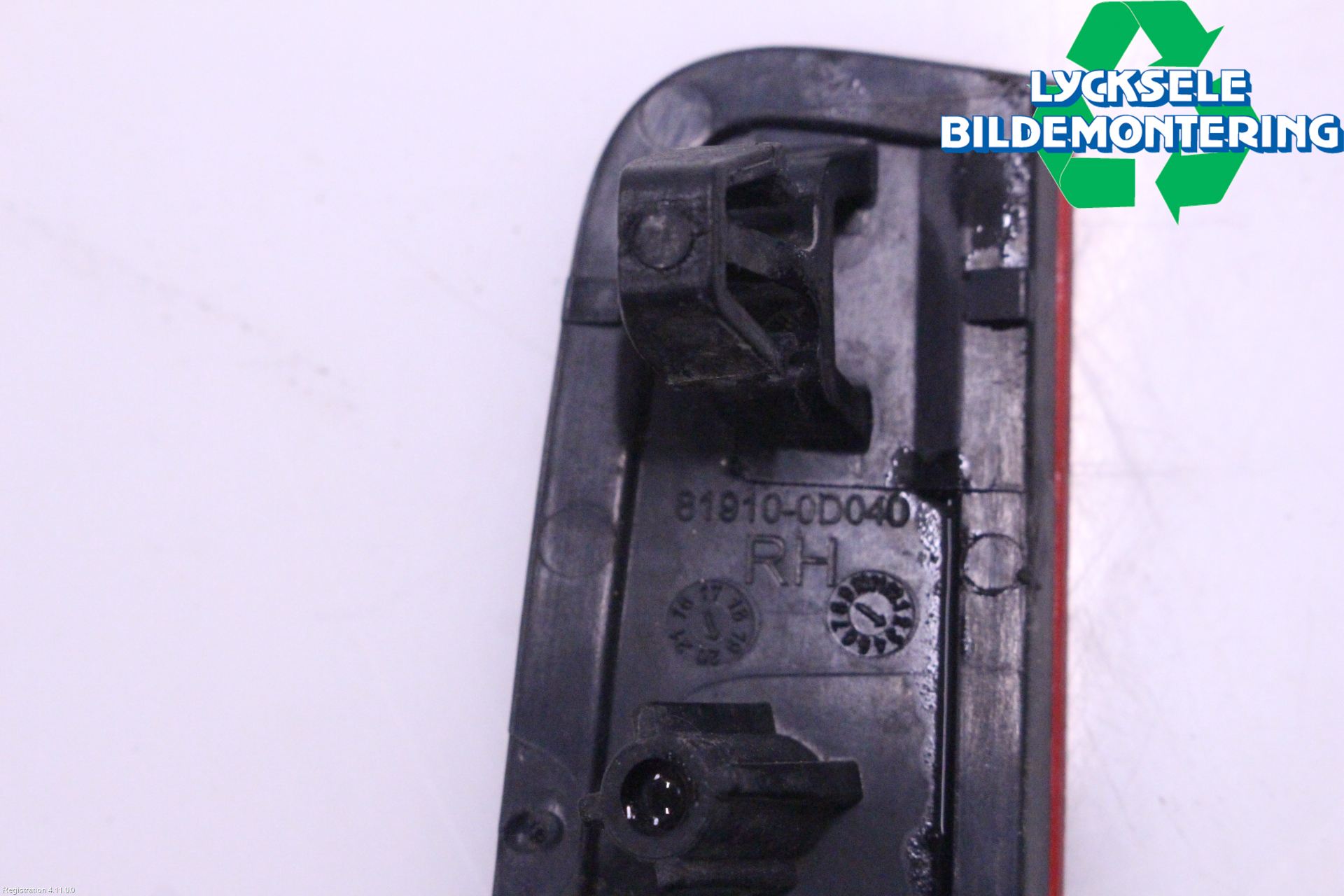 Toyota YARIS XP130 15-20 Dimljus/Reflex Bak