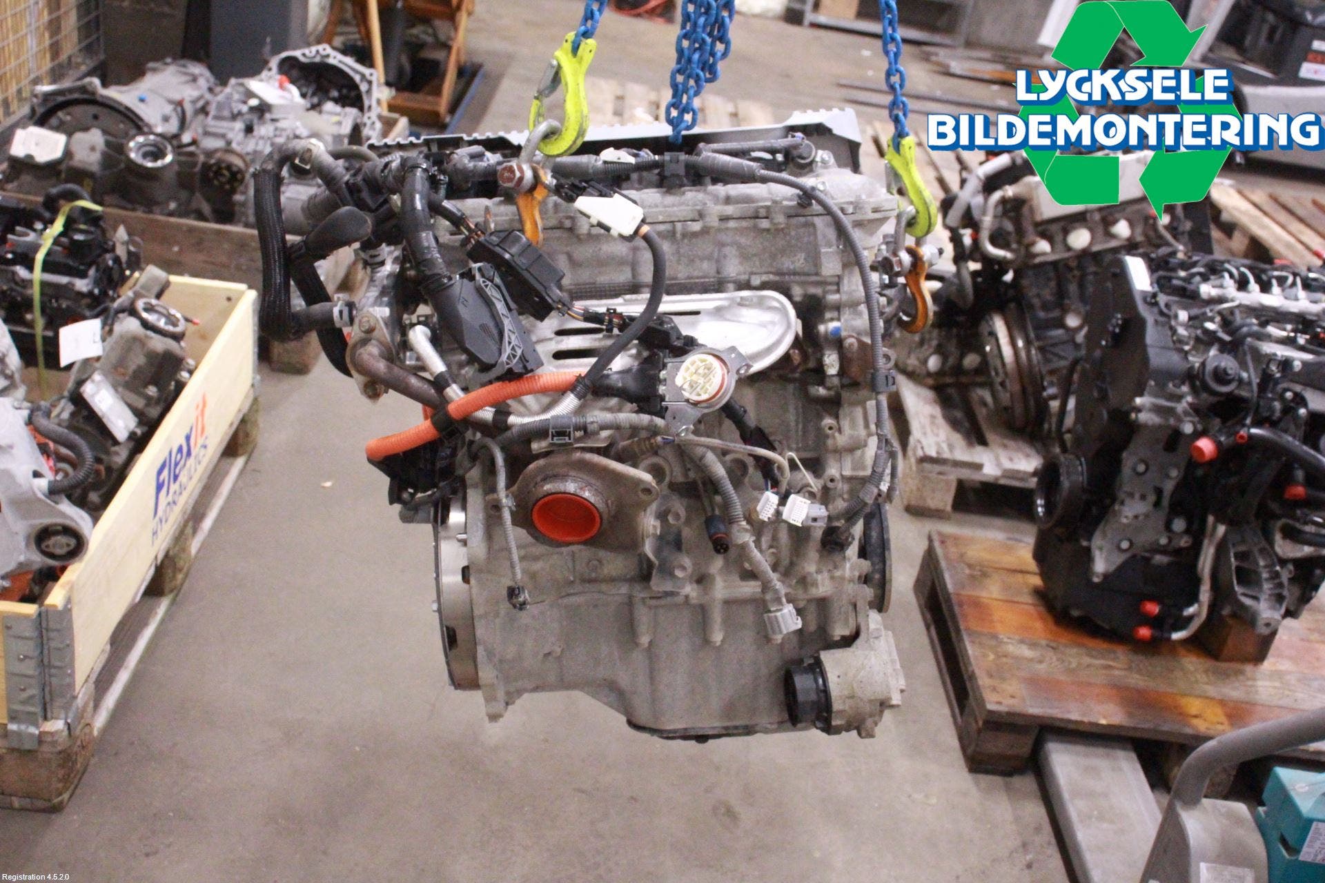 Toyota AURIS 13-19 Motor Bensin