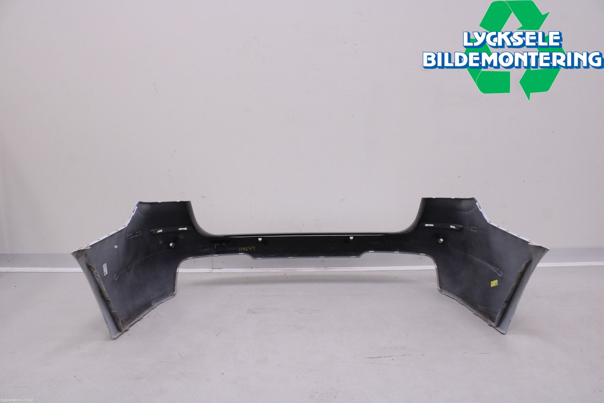 BMW 5 F10/F11/F18 09-17 Stötfångarbeklädnad Bak