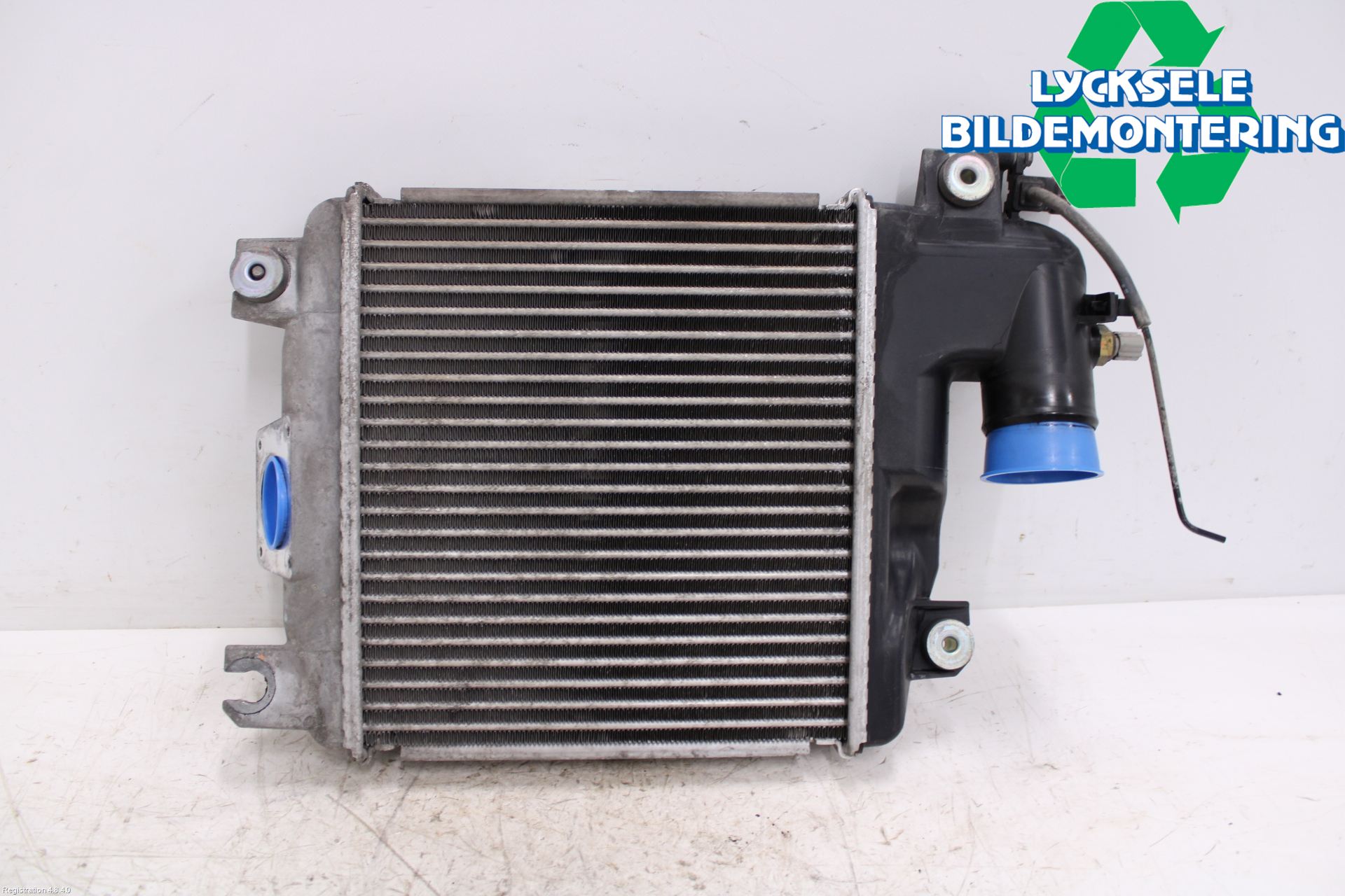 Mitsubishi PAJERO  99-06 Laddluft-Intercooler Kyl