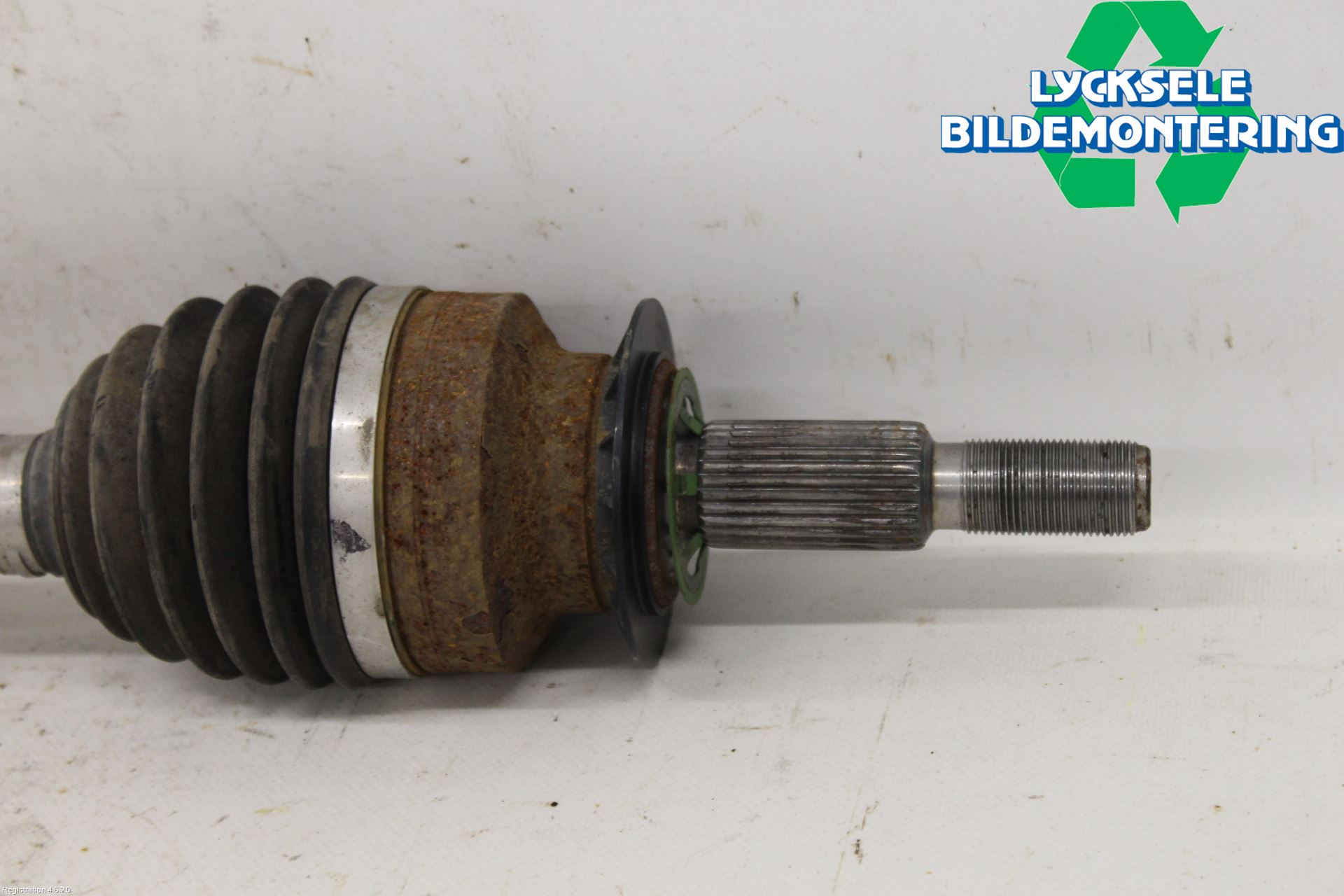 Ford MUSTANG Mach-E 21- Drivaxel Bak Vänster